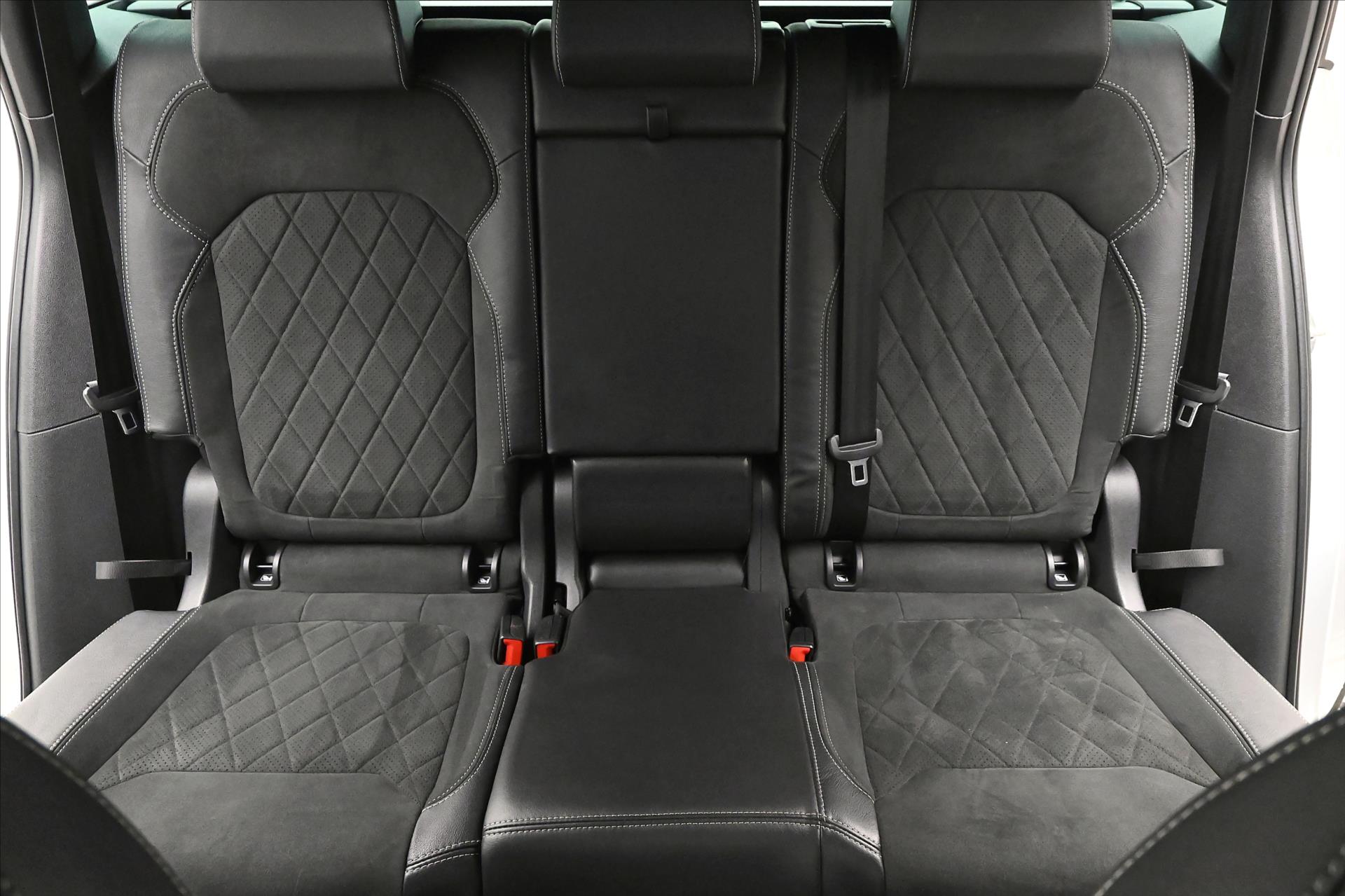 Hlavní fotografie vozu Škoda Kodiaq 2,0 TDI 147 kW DSG 4x4 Sportline Záruka až 5 let (29)