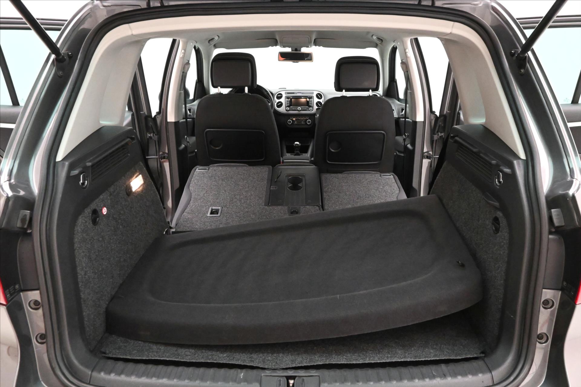 Main photo of the car Volkswagen Tiguan 2,0 TDI 103kW 4x4 Manuál Záruka až 5 let (11)