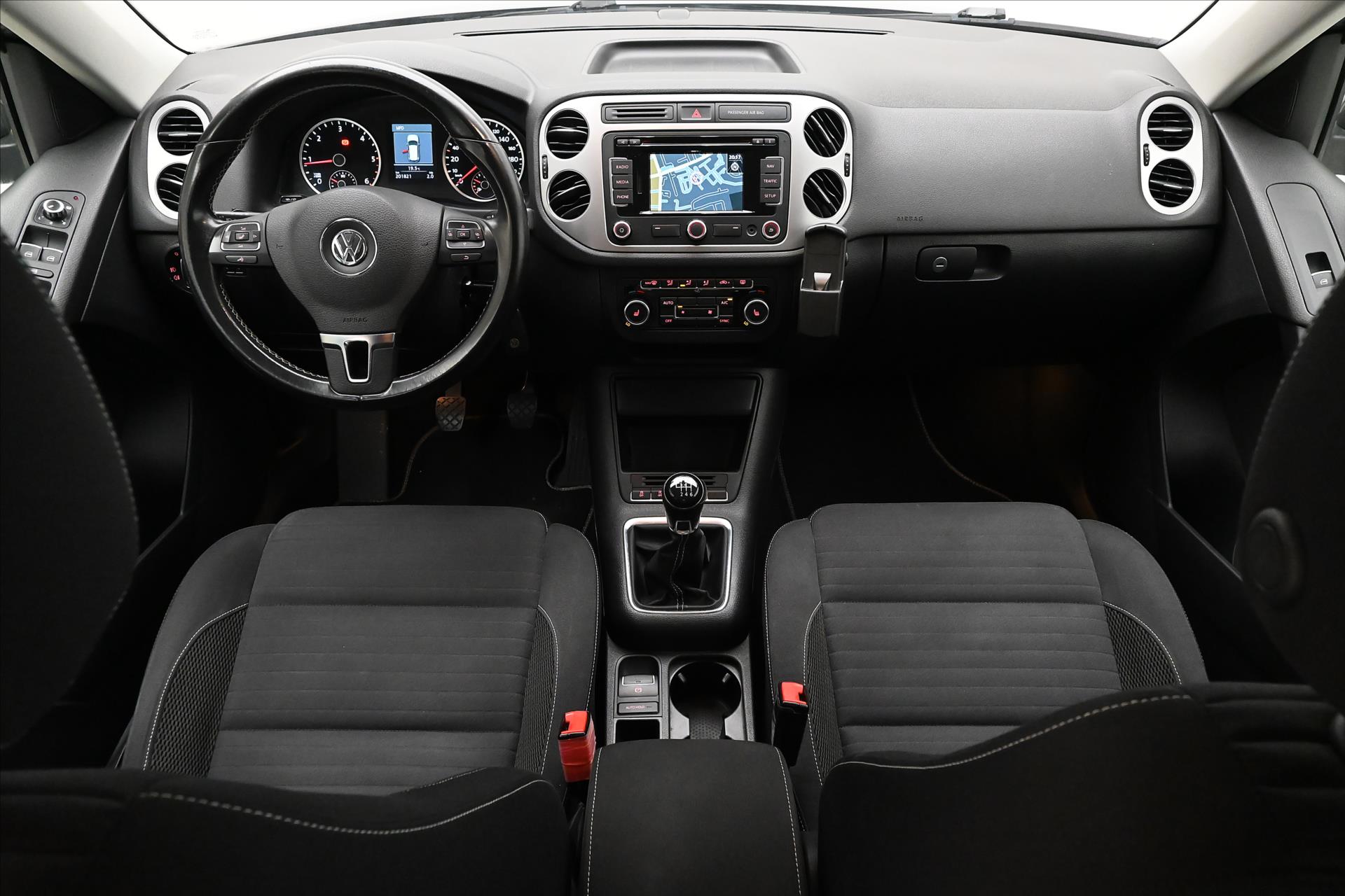 Main photo of the car Volkswagen Tiguan 2,0 TDI 103kW 4x4 Manuál Záruka až 5 let (15)