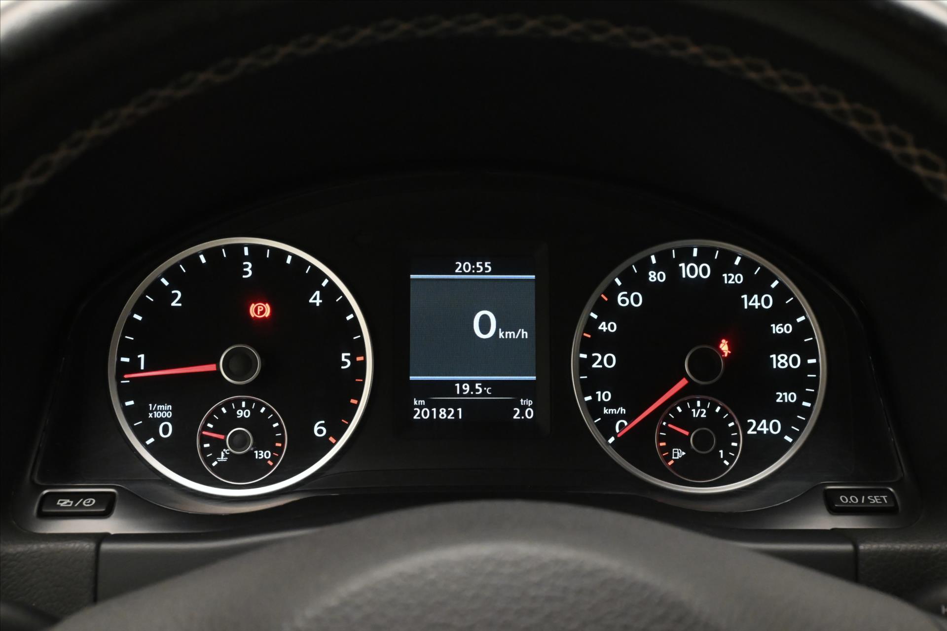 Main photo of the car Volkswagen Tiguan 2,0 TDI 103kW 4x4 Manuál Záruka až 5 let (16)