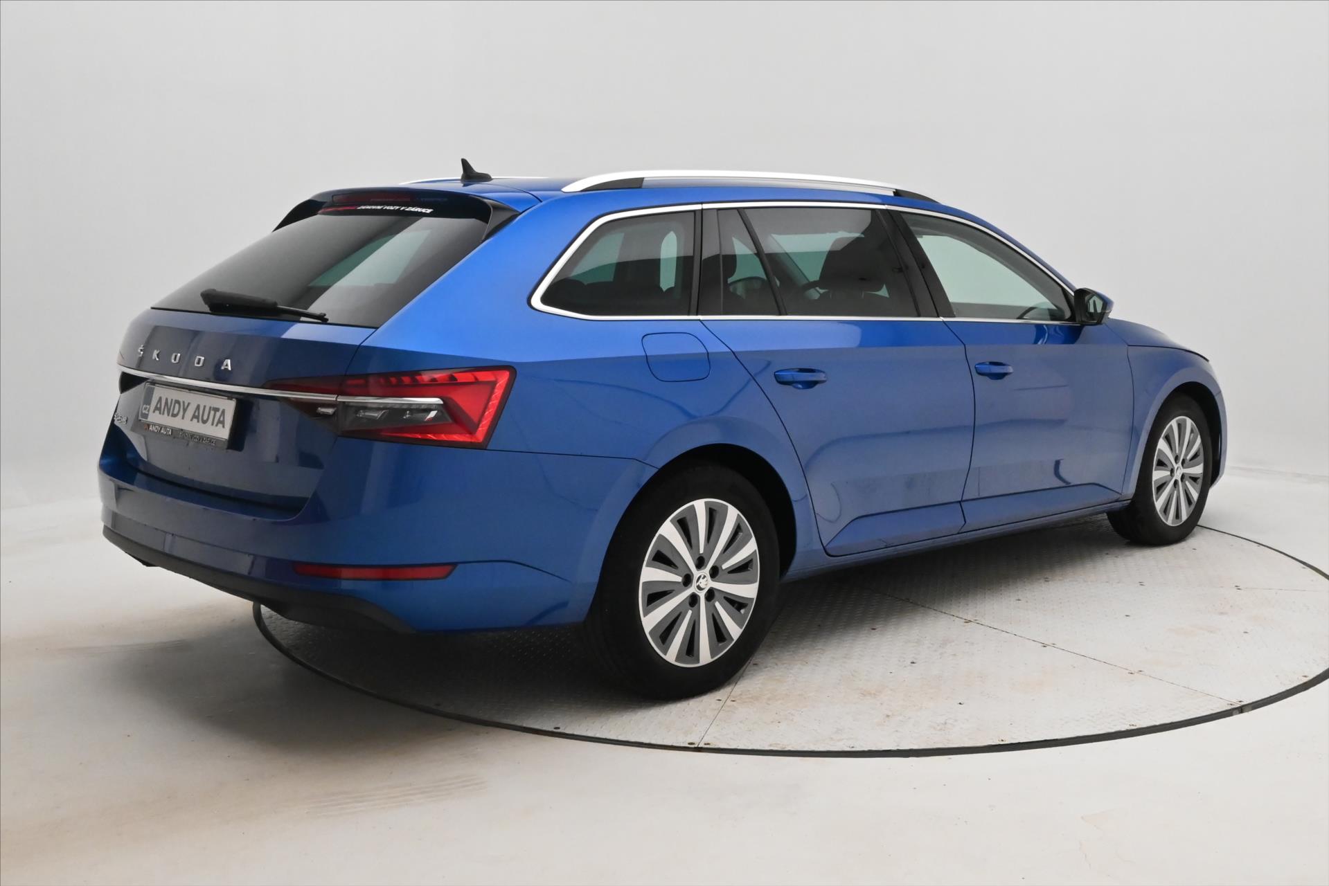Hlavní fotografie vozu Škoda Superb 2,0 TDI 110 kW DSG Style Záruka až 5 let (5)