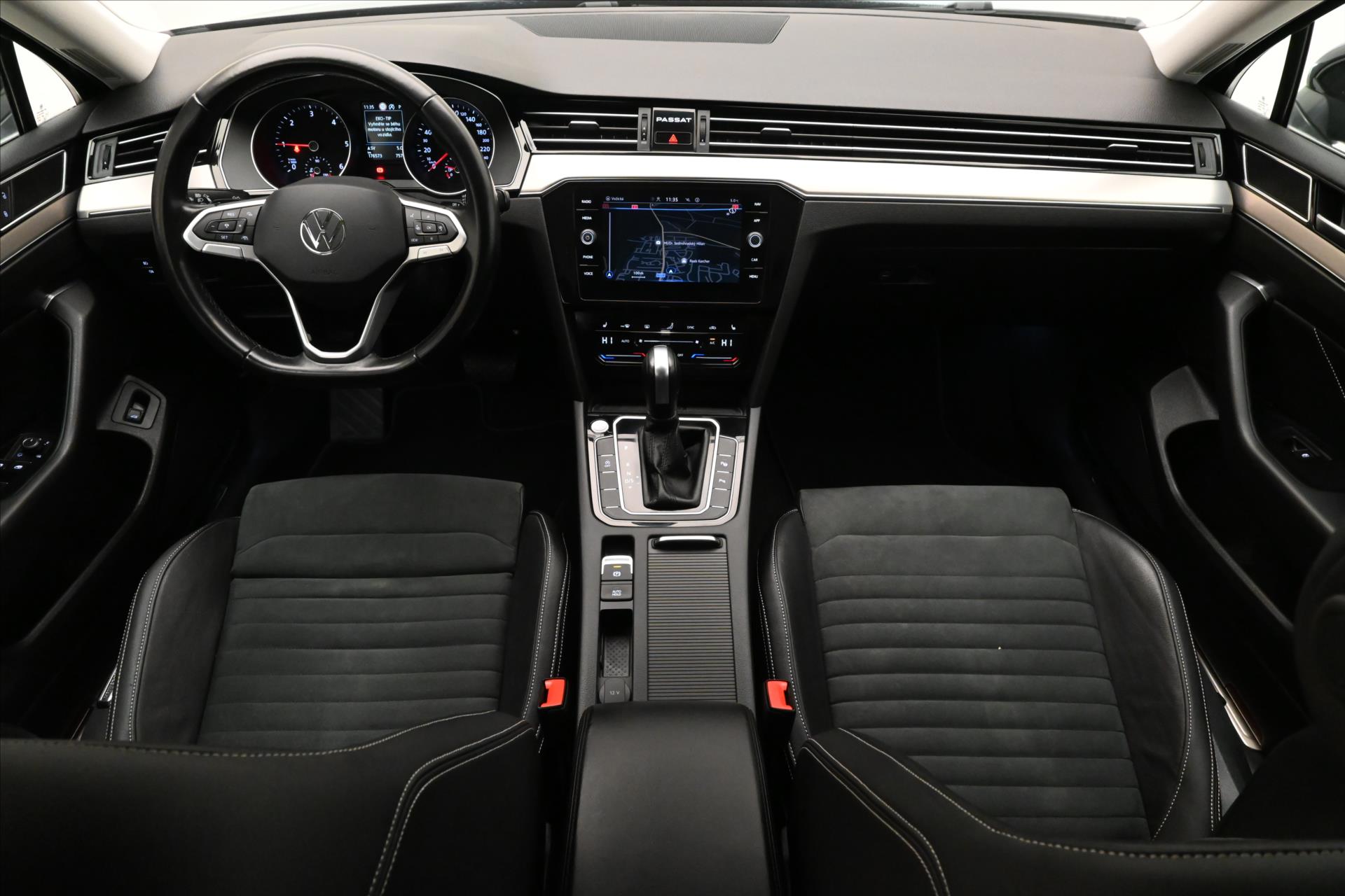 Hlavní fotografie vozu Volkswagen Passat 2,0 TDI 110 kW DSG ELEGANCE Záruka až 5 let (15)