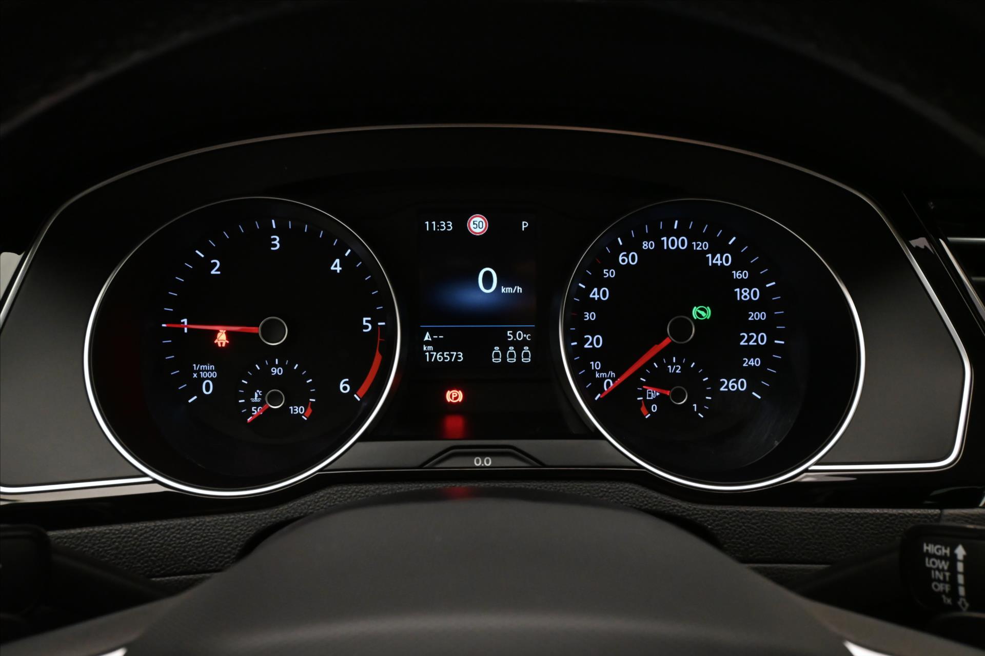 Hlavní fotografie vozu Volkswagen Passat 2,0 TDI 110 kW DSG ELEGANCE Záruka až 5 let (16)
