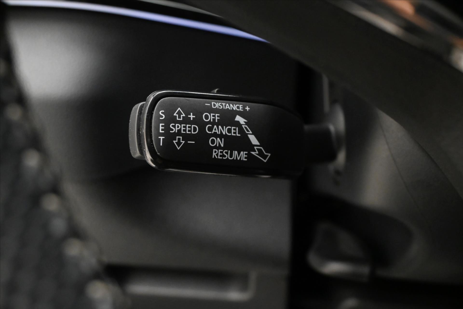 Hlavní fotografie vozu Škoda Karoq 2,0 TDI 110kW DSG 4x4 Sportline Záruka až 5 let (24)