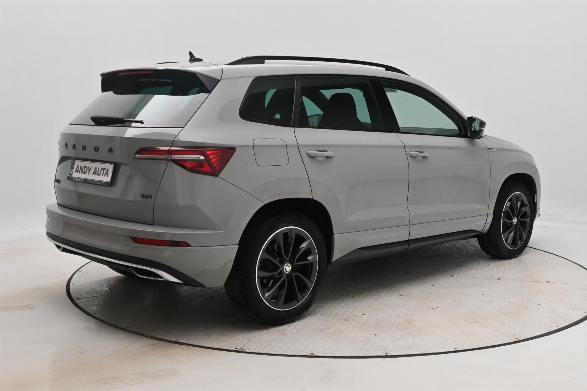 Hlavní fotografie vozu Škoda Karoq 2,0 TDI 110kW DSG 4x4 Sportline Záruka až 5 let (5)