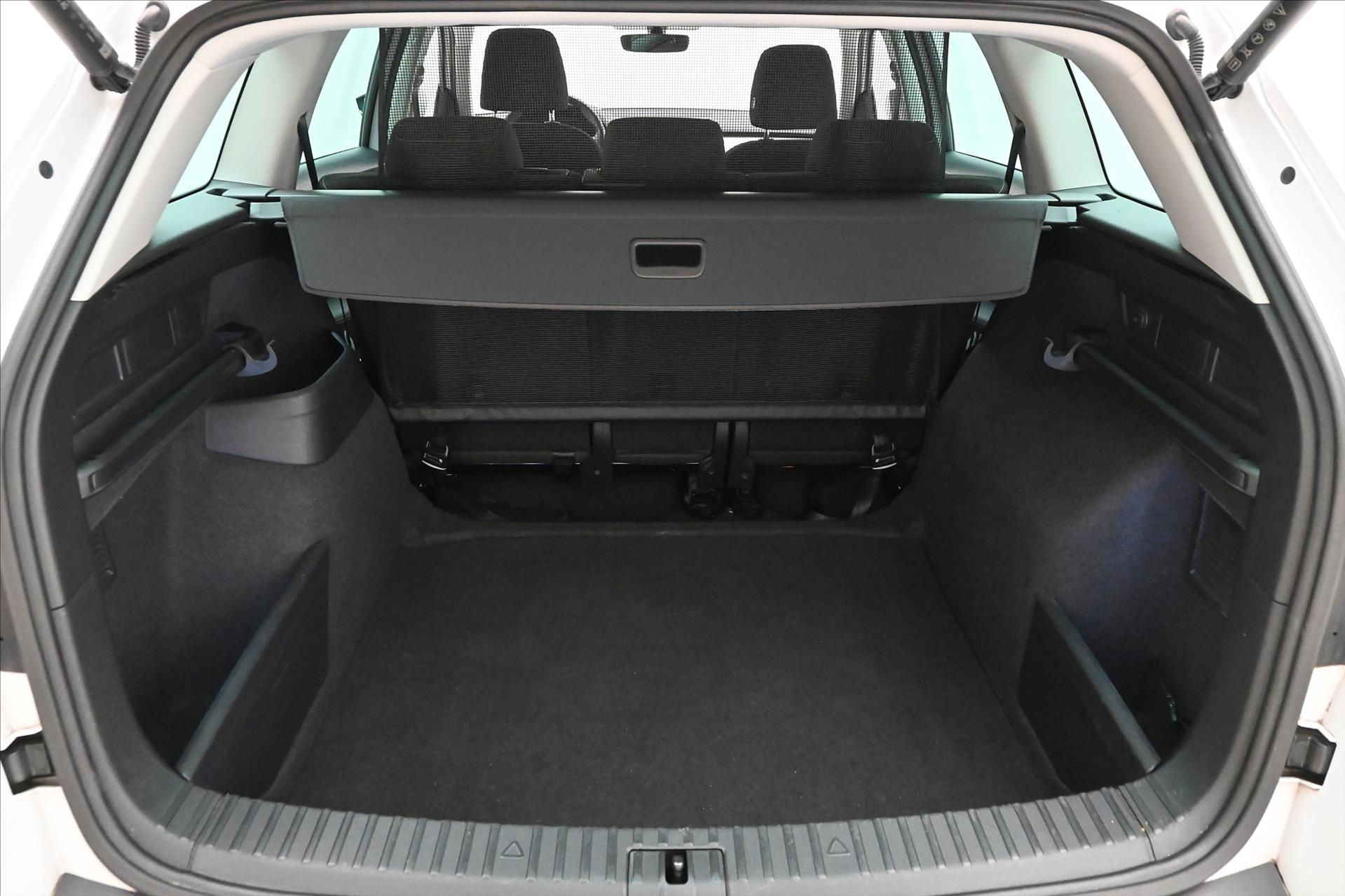 Hlavní fotografie vozu Škoda Kodiaq 2,0 TDI 110kW DSG Navi Záruka až 5 let (10)