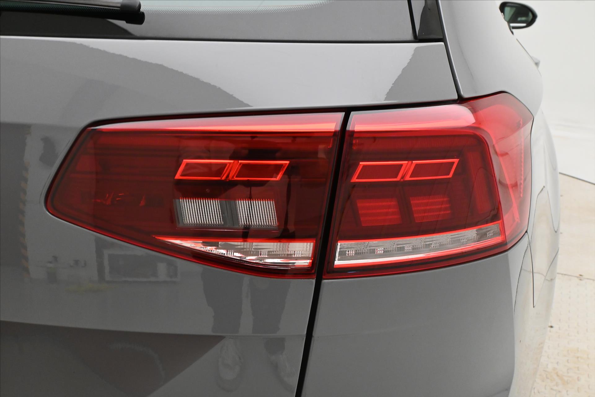 Main photo of the car Volkswagen Passat 2,0 TDI 110kW Business Záruka až 5 let (24)