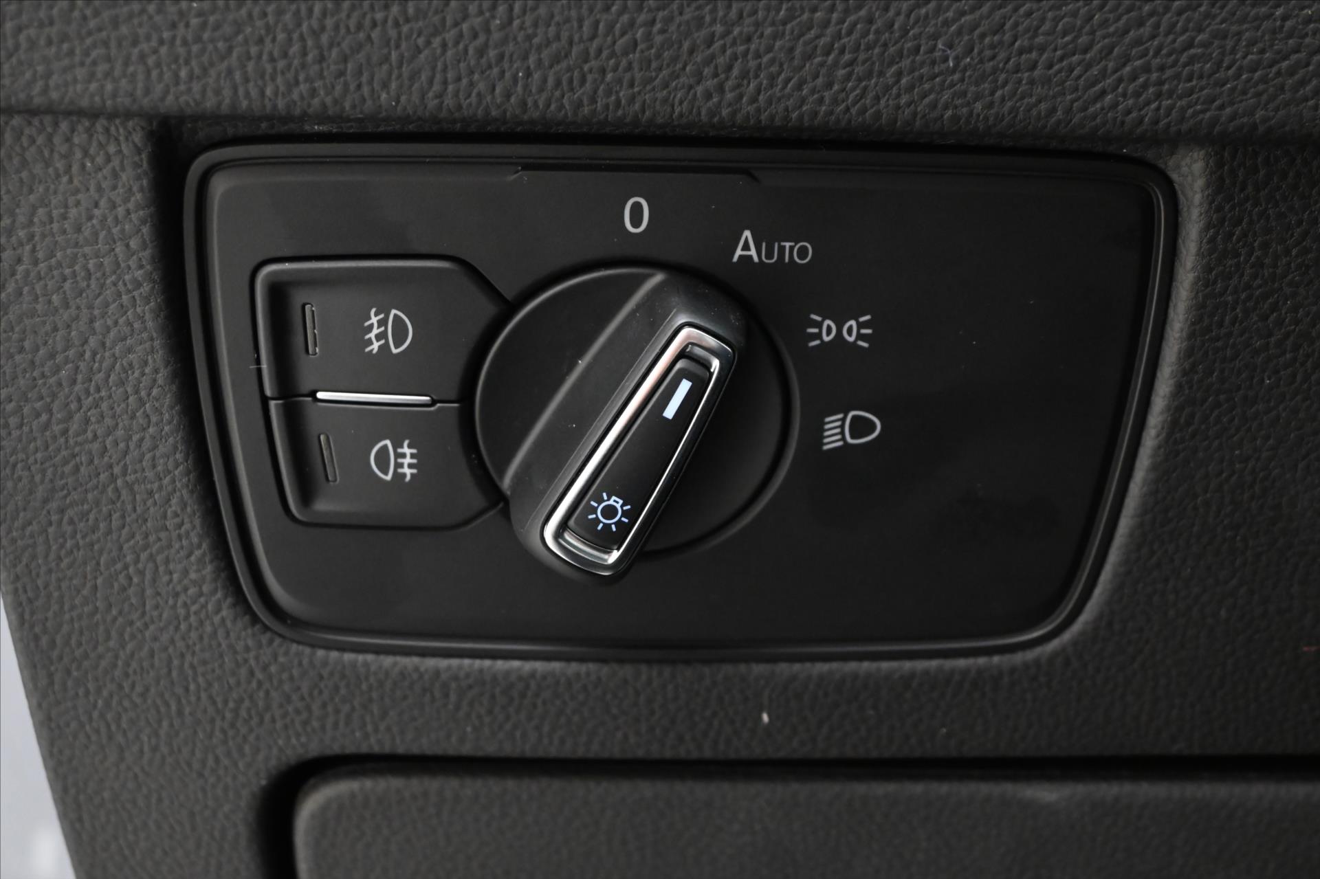 Hlavní fotografie vozu Volkswagen Passat 2,0 TDI 147kW DSG 4x4 Business Záruka až 5 let (21)