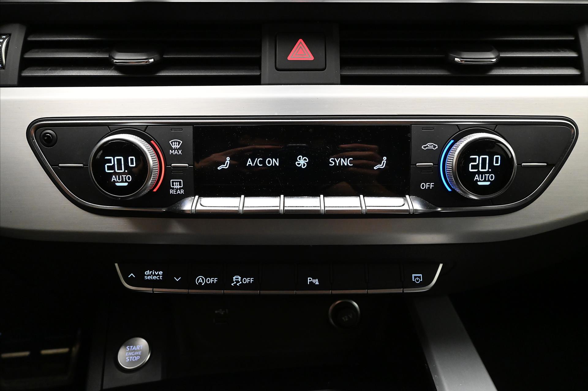 Main photo of the car Audi A4 2,0 TDI 120kW S-LINE S-Tronic Záruka až 5 let (18)