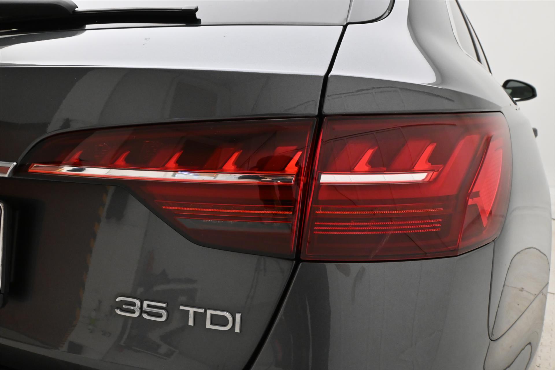 Main photo of the car Audi A4 2,0 TDI 120kW S-LINE S-Tronic Záruka až 5 let (25)