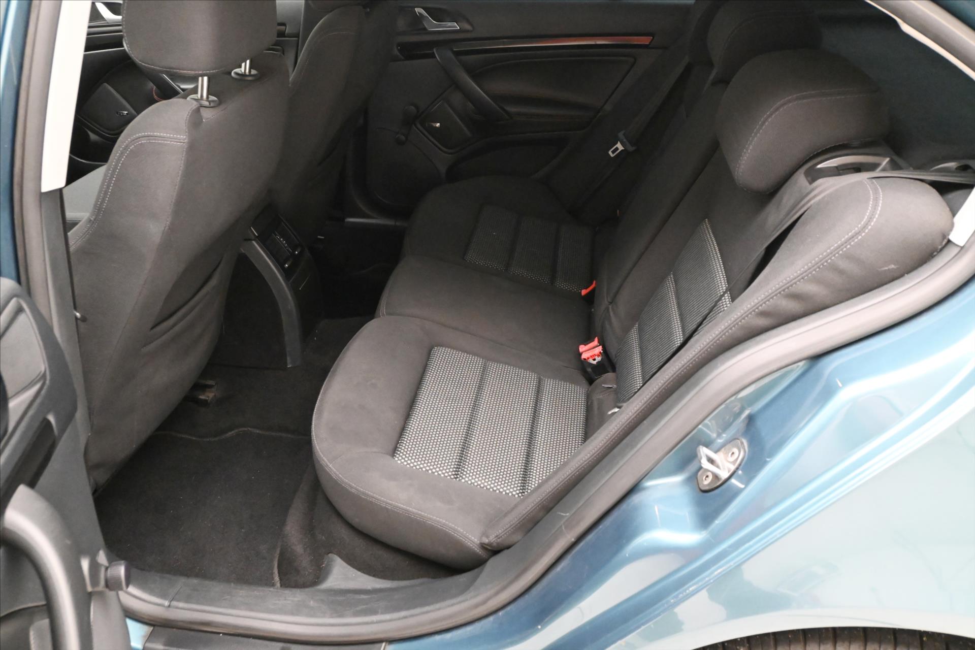 Main photo of the car Skoda Octavia 1,9 TDI 77kW STK do 3/2028 (14)