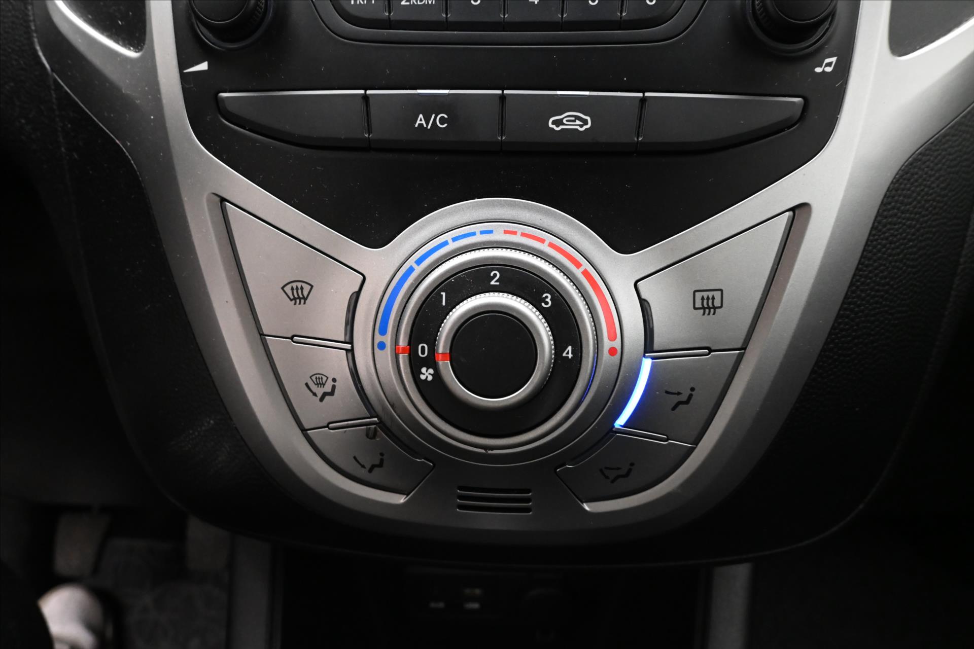 Hlavní fotografie vozu Hyundai ix20 1,4 66kW CVVT Manuál Záruka až 5 let (16)