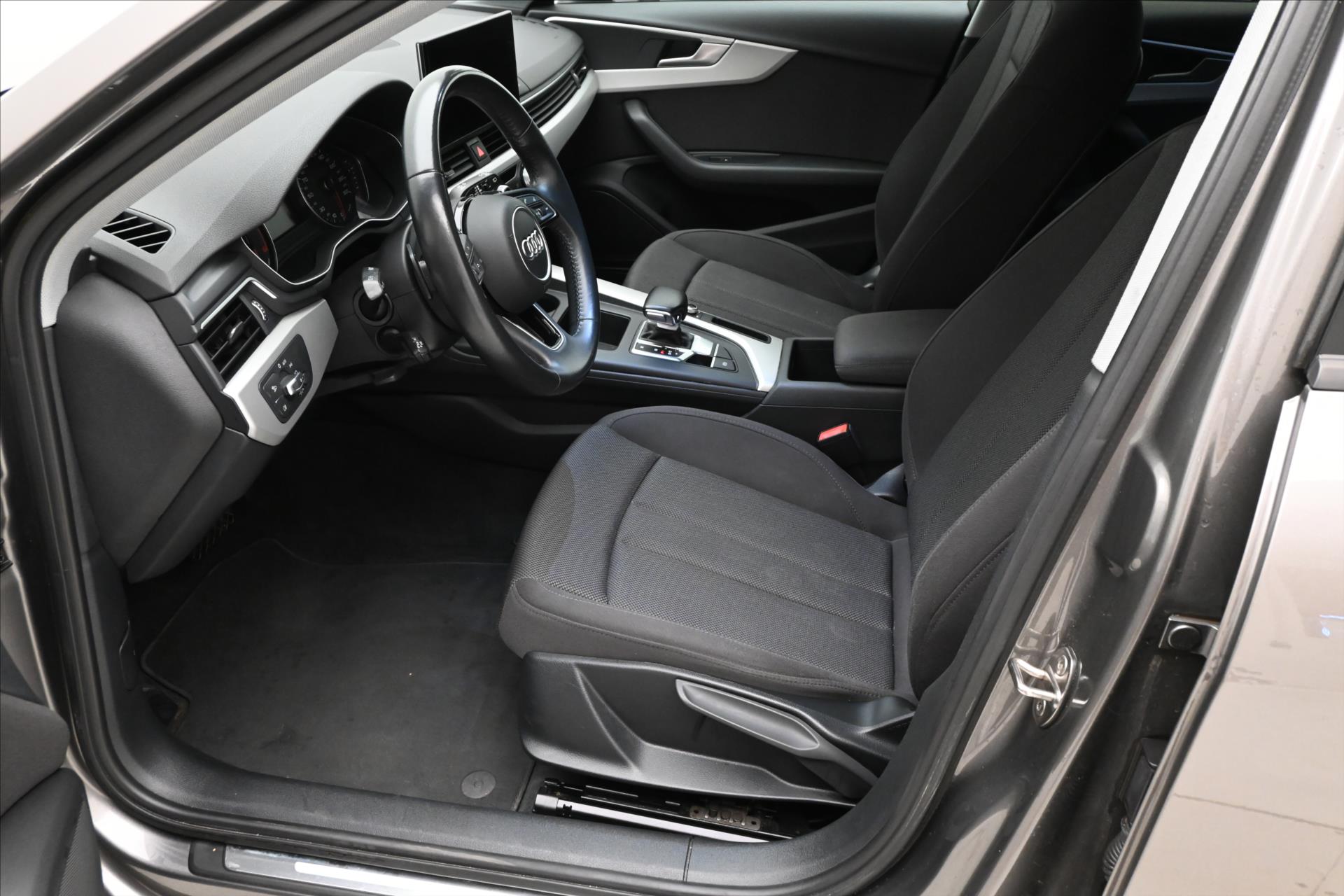 Main photo of the car Audi A4 Avant 2,0 TDI 120kW Mild Hybrid Záruka až 5 let (12)