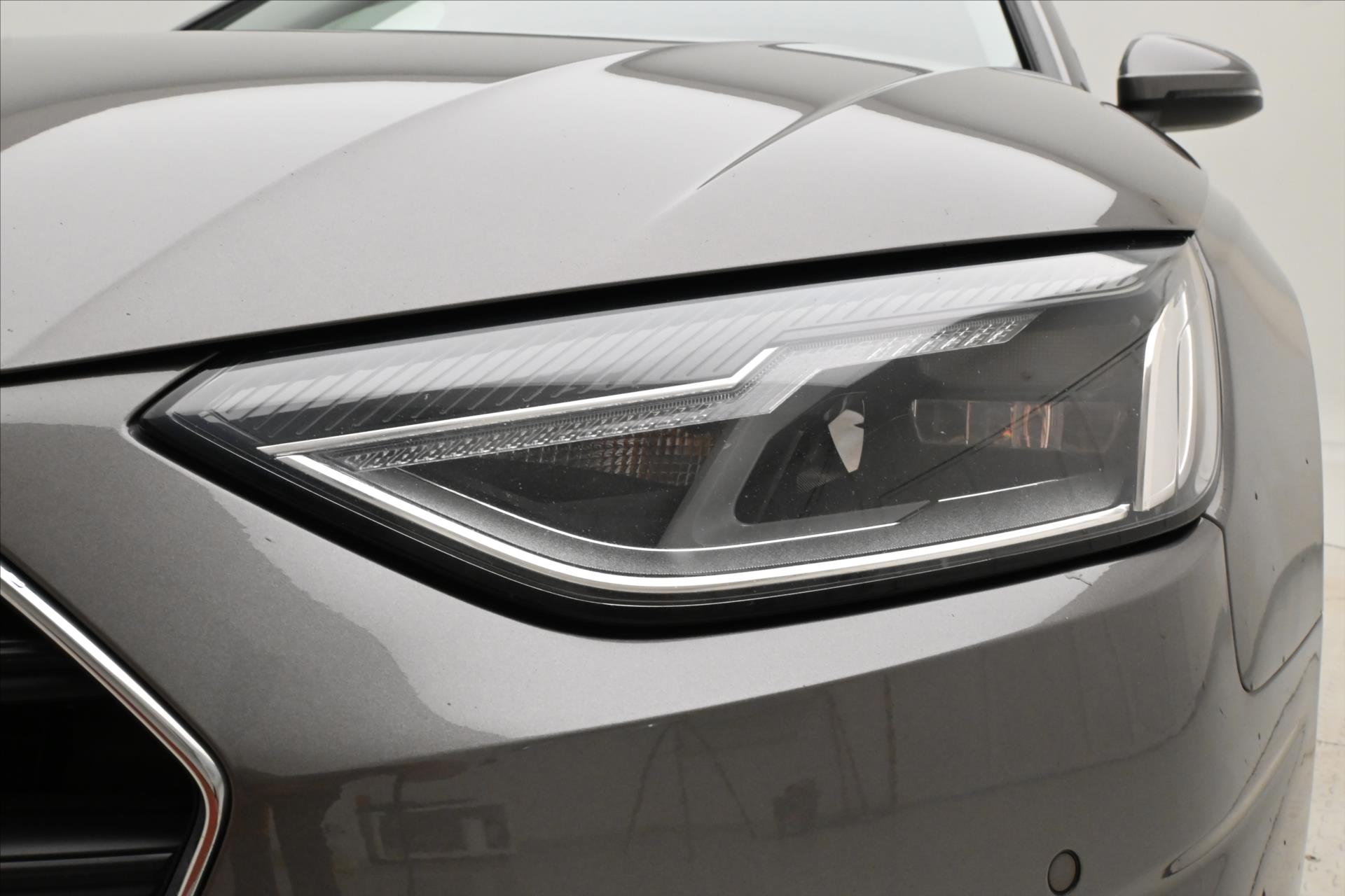 Main photo of the car Audi A4 2,0 TDI 120kW Mild Hybrid Záruka až 5 let (24)