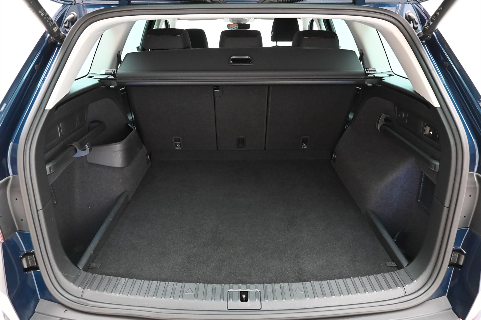 Main photo of the car Skoda Kodiaq 2,0 TDI 110kW DSG Ambition Záruka až 5 let (9)