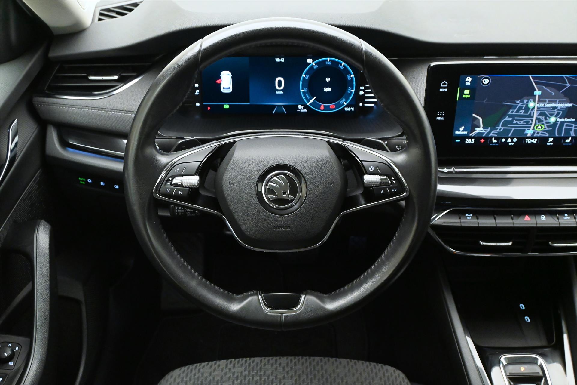 Main photo of the car Skoda Octavia 2,0 TDI 110 kW DSG STYLE Záruka až 5 let (18)