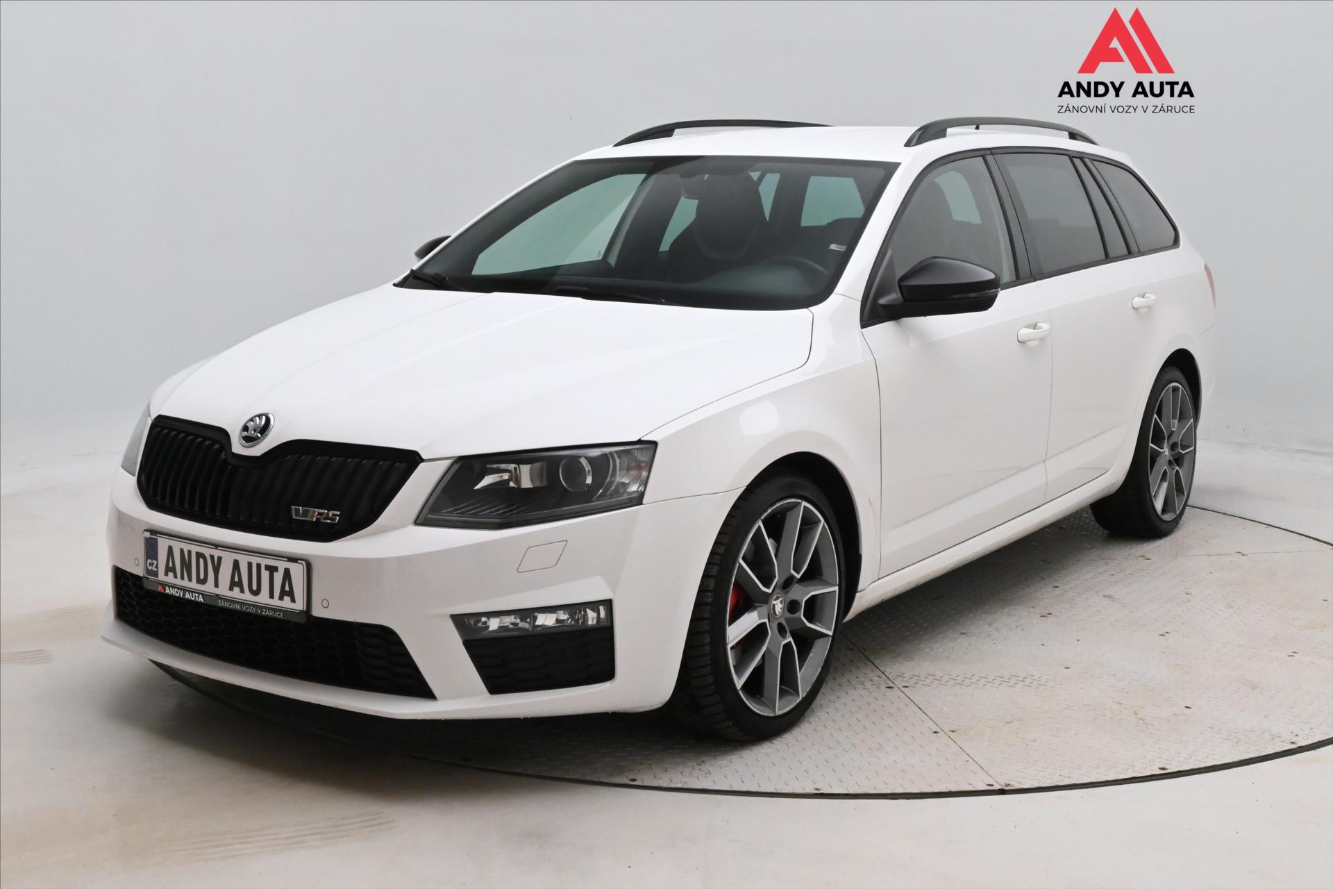 Hlavní fotografie vozu Škoda Octavia 2,0 TDI 135kW RS Záruka až 5 let (1)
