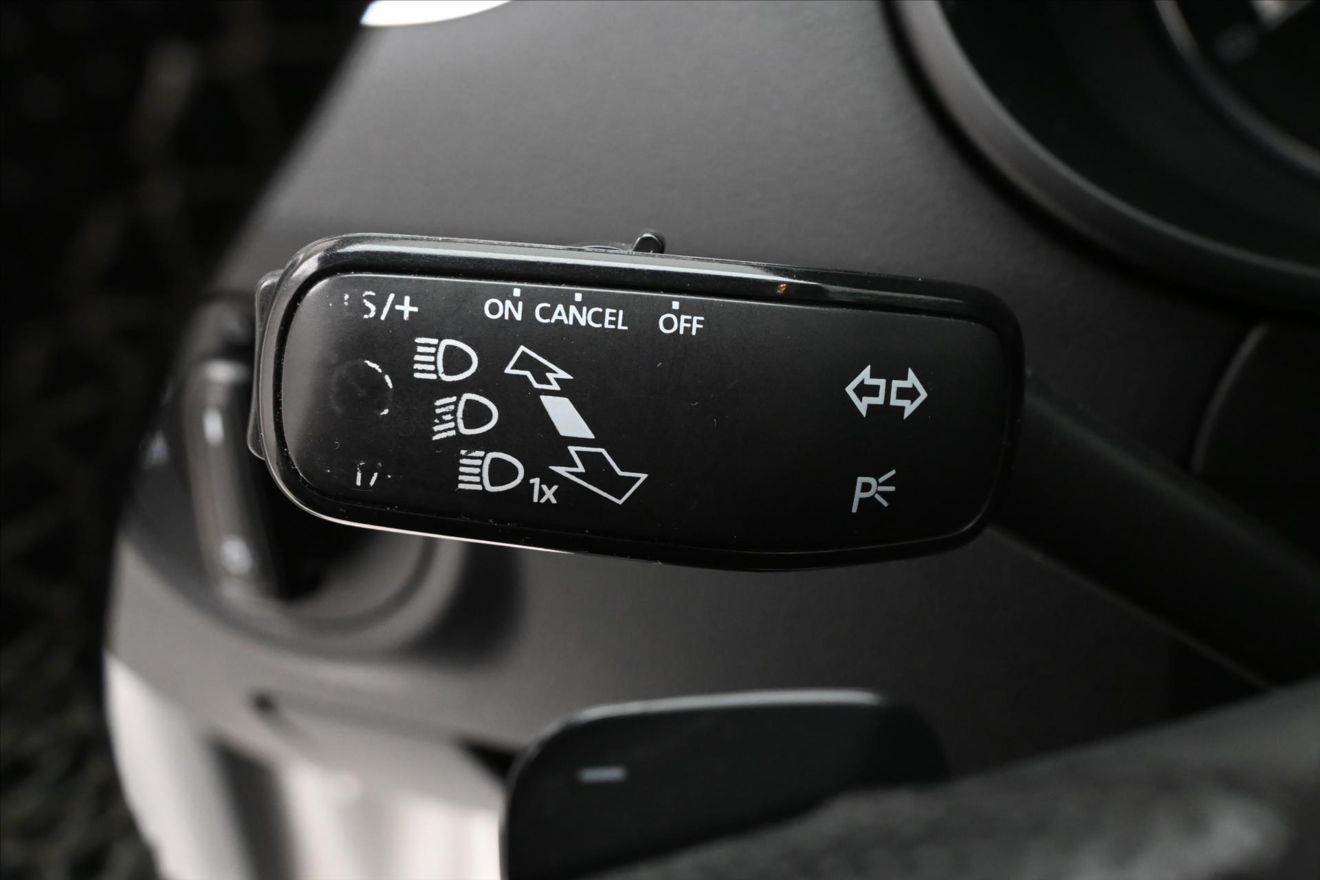 Hlavní fotografie vozu Škoda Octavia 2,0 TDI 135kW RS Záruka až 5 let (22)