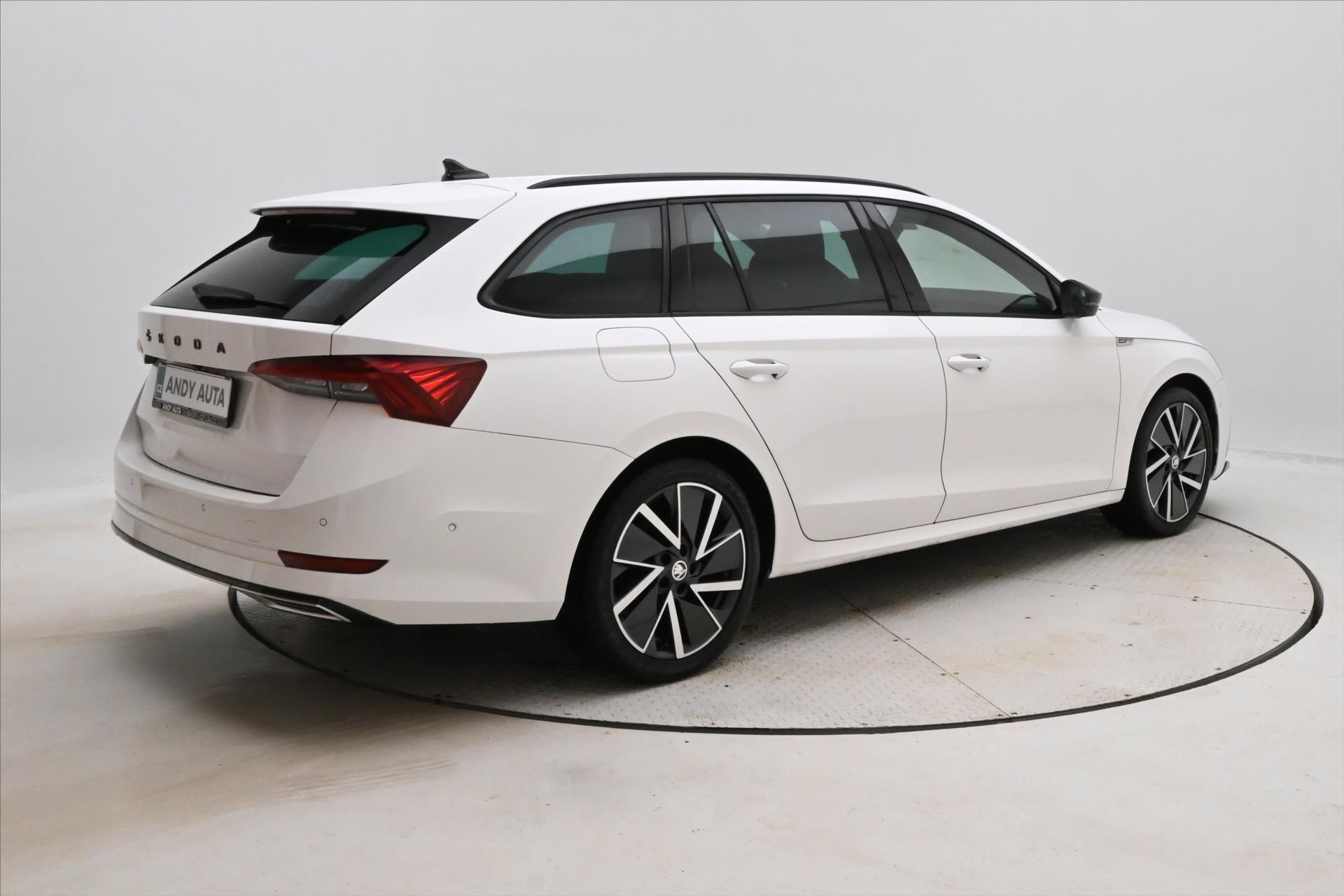 Hlavní fotografie vozu Škoda Octavia 2,0 TDI 110 kW SportLINE Záruka až 5 let (5)