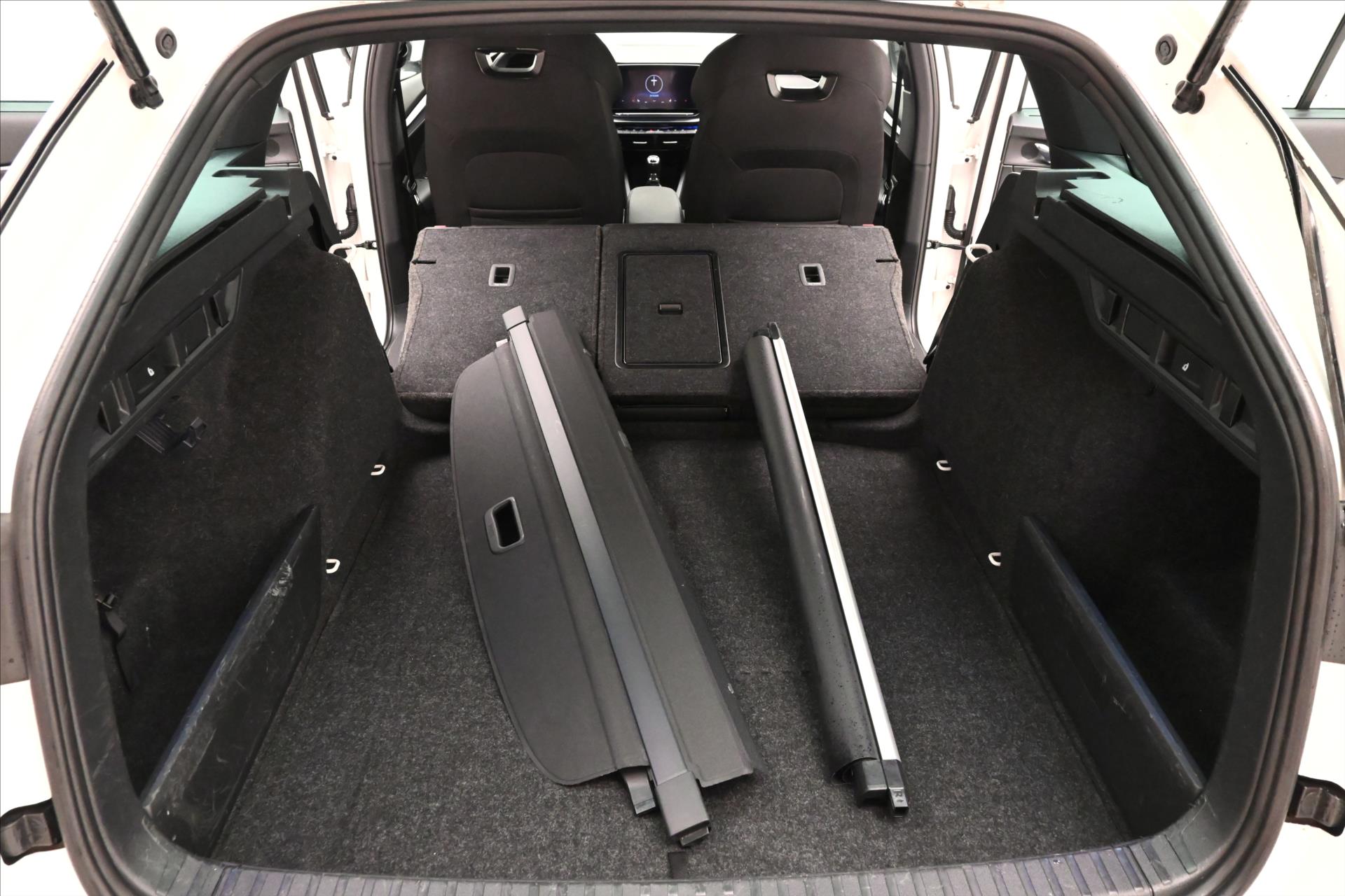 Hlavní fotografie vozu Škoda Octavia 2,0 TDI 110kW SportLINE Záruka až 5 let (11)