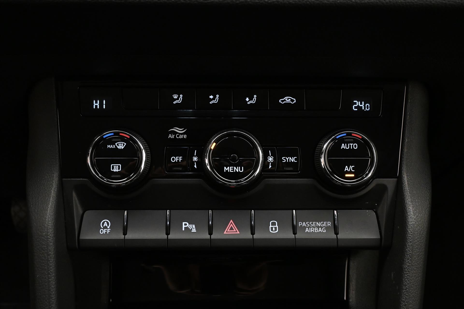 Hlavní fotografie vozu Škoda Karoq 1,5 TSI 110 kW STYLE Tažné Záruka až 5 let (21)