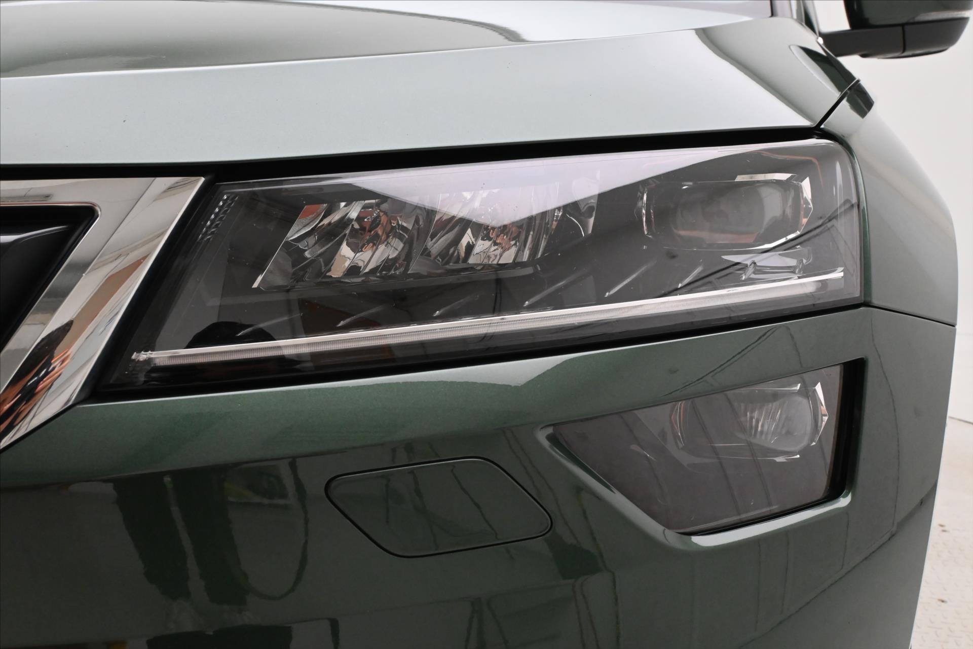 Hlavní fotografie vozu Škoda Karoq 1,5 TSI 110 kW STYLE Tažné Záruka až 5 let (29)