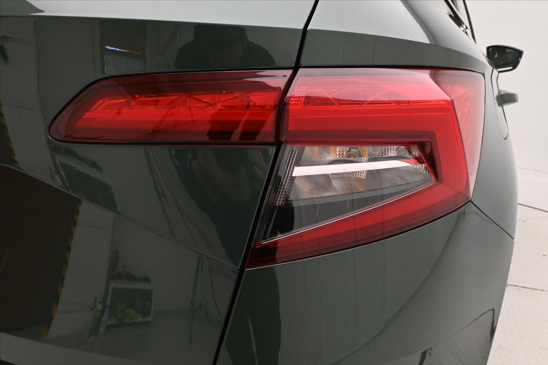Hlavní fotografie vozu Škoda Karoq 1,5 TSI 110 kW STYLE Tažné Záruka až 5 let (30)