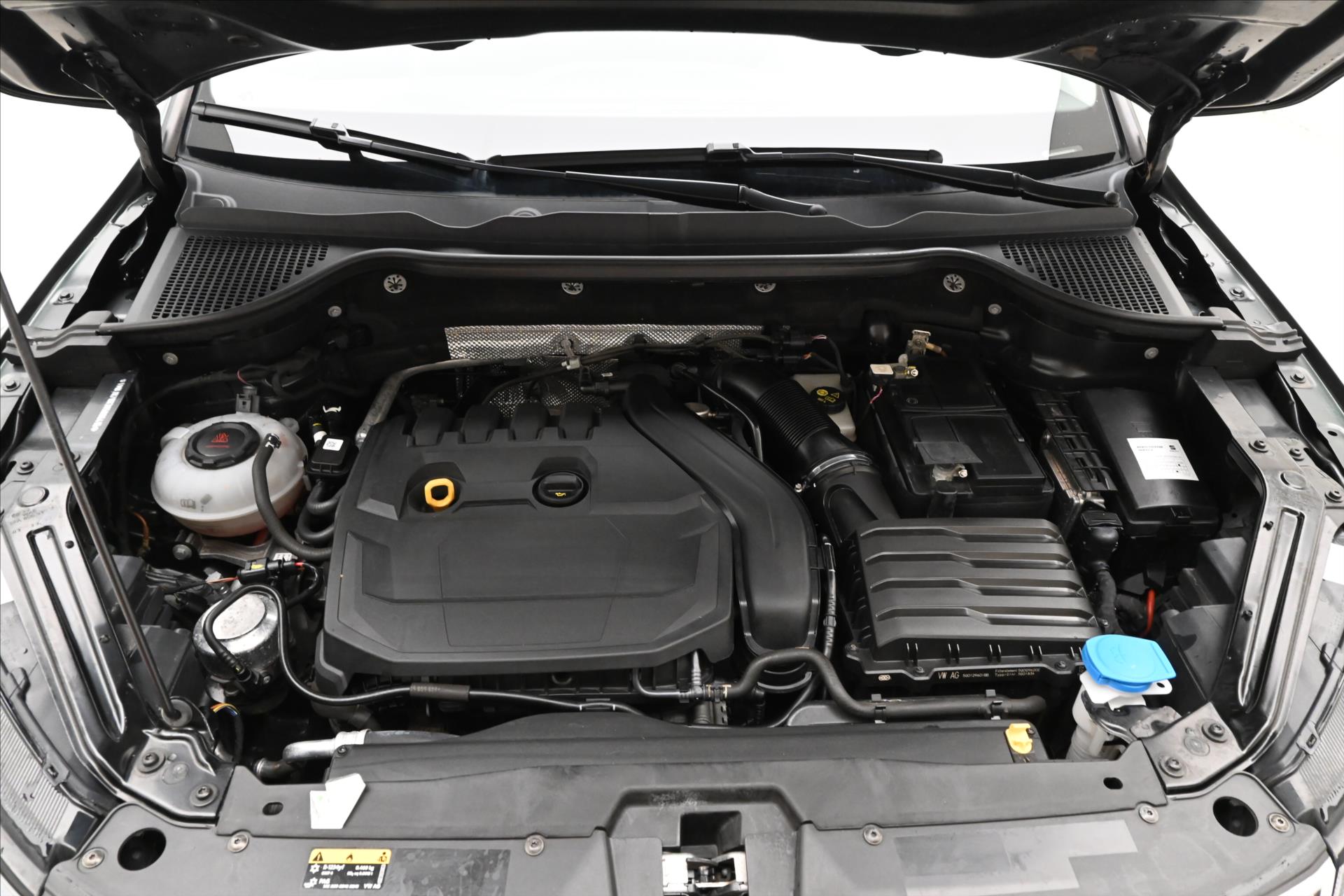Hlavní fotografie vozu Škoda Karoq 1,5 TSI 110 kW STYLE Tažné Záruka až 5 let (9)
