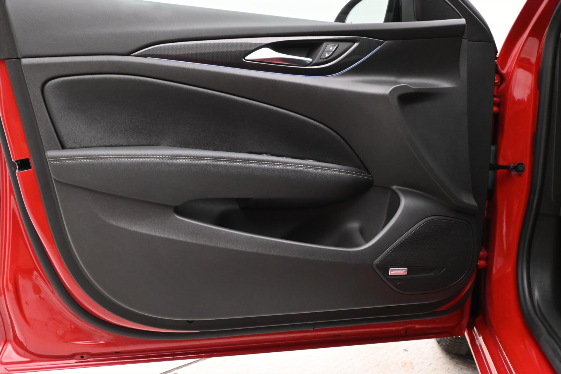 Main photo of the car Opel Insignia 1,5 CDTI 90kW AT Záruka až 5 let (23)