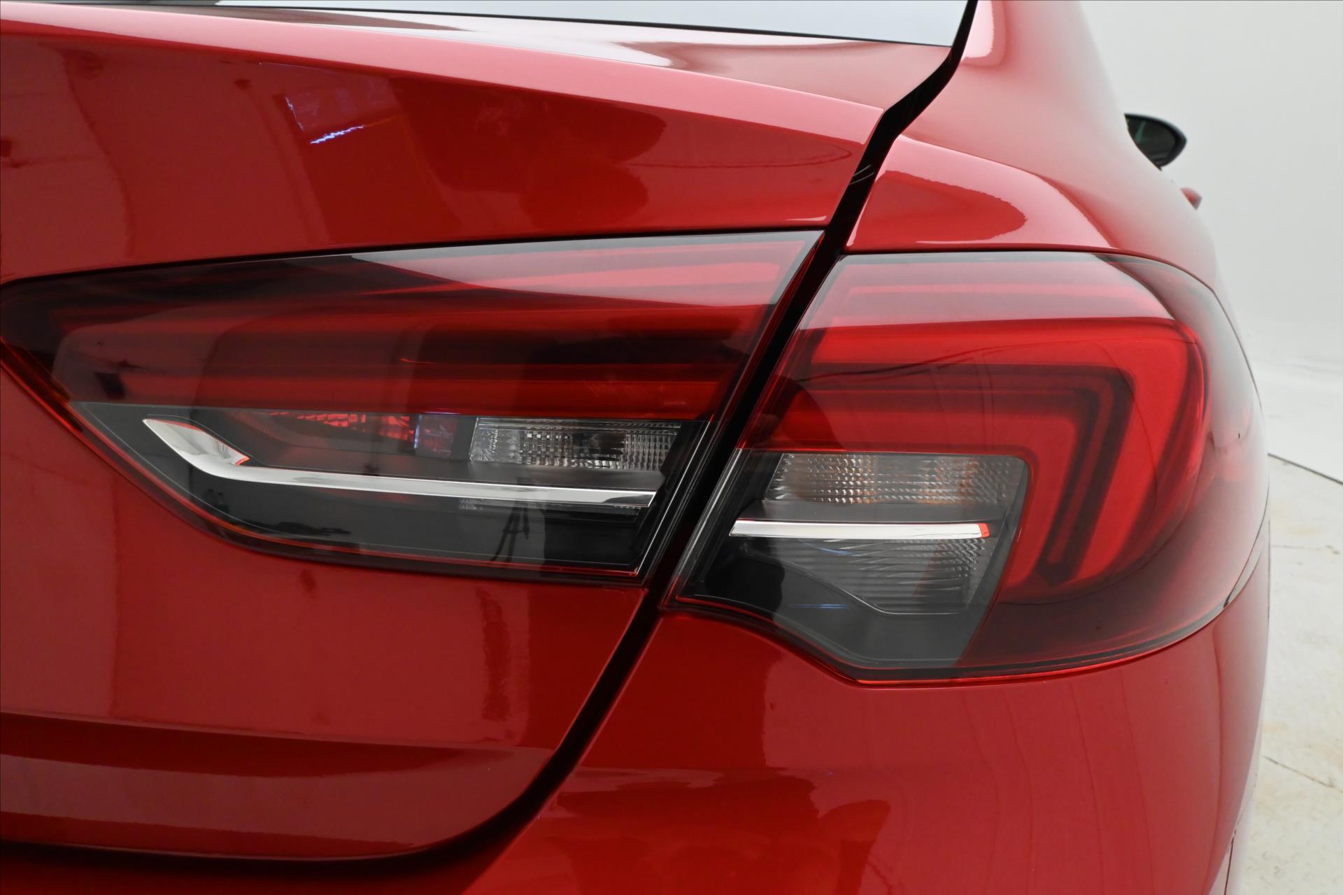 Main photo of the car Opel Insignia 1,5 CDTI 90kW AT Záruka až 5 let (28)