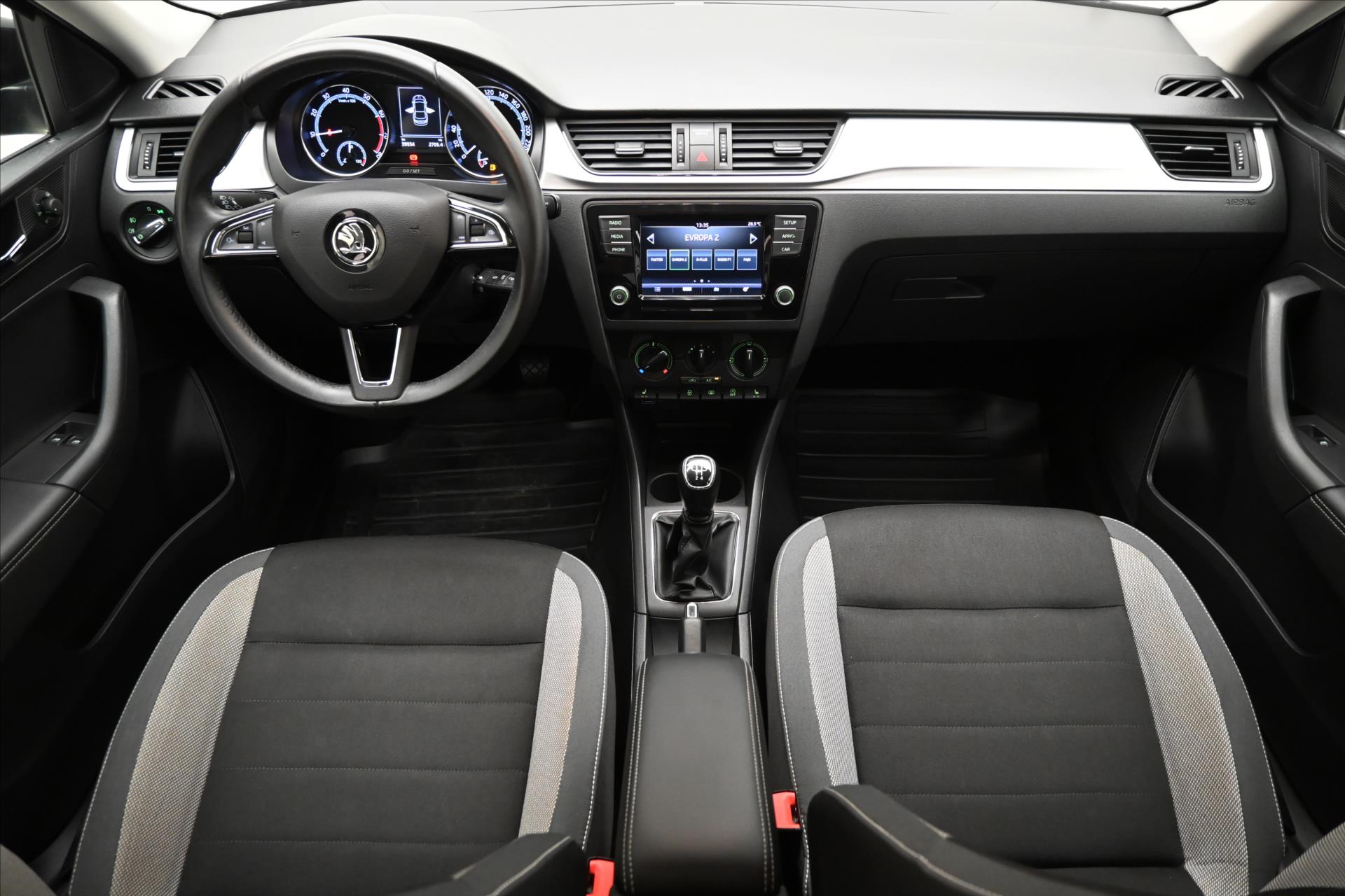 Hlavní fotografie vozu Škoda Rapid 1,0 TSI 70kW Ambition Plus Záruka až 5 let (15)