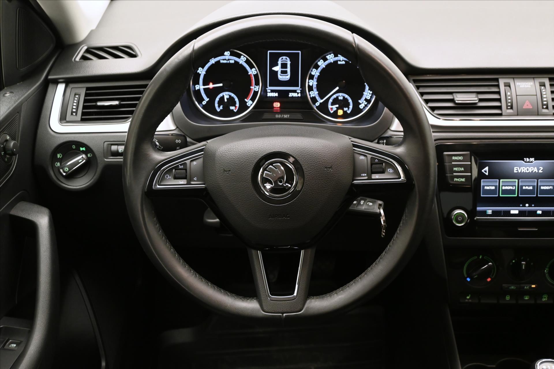 Hlavní fotografie vozu Škoda Rapid 1,0 TSI 70kW Ambition Plus Záruka až 5 let (18)