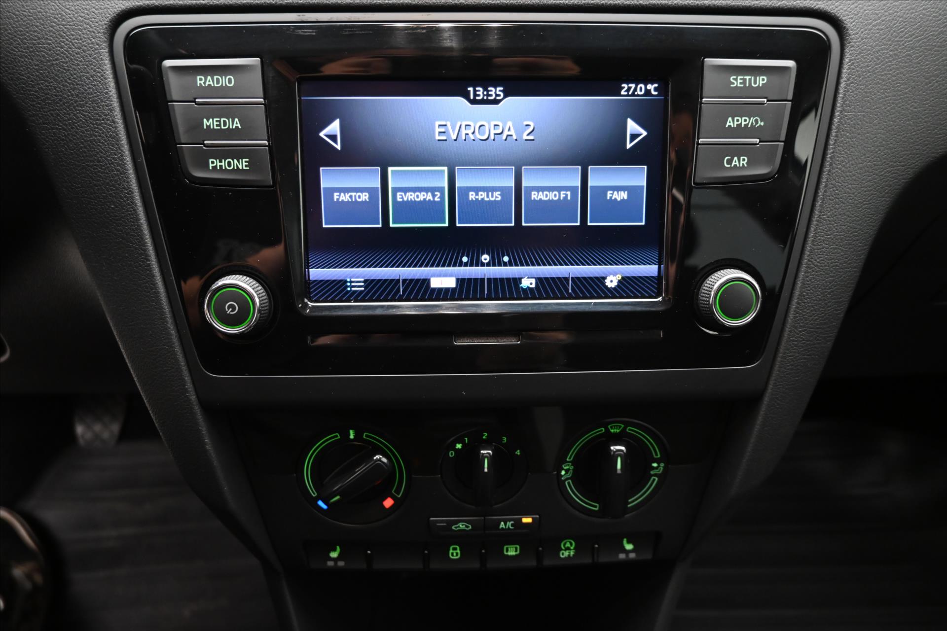 Hlavní fotografie vozu Škoda Rapid 1,0 TSI 70kW Ambition Plus Záruka až 5 let (19)