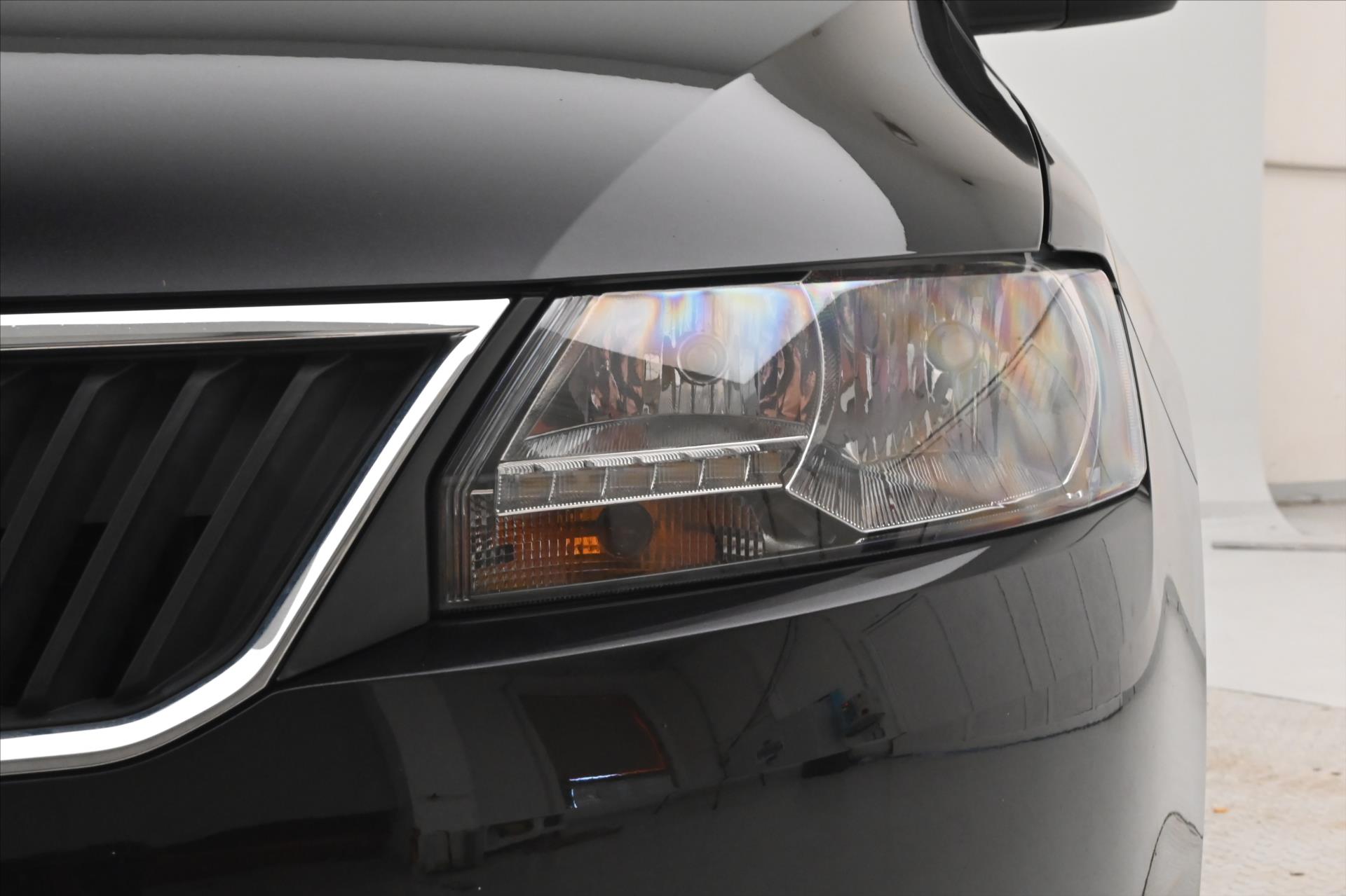 Hlavní fotografie vozu Škoda Rapid 1,0 TSI 70kW Ambition Plus Záruka až 5 let (26)
