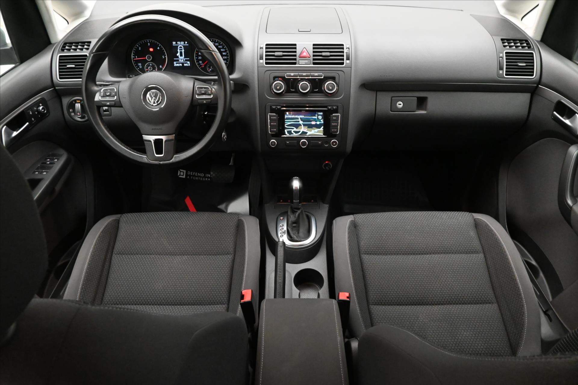 Hlavní fotografie vozu Volkswagen Touran 2,0 TDI 103 kW DSG Comfortline Záruka (15)