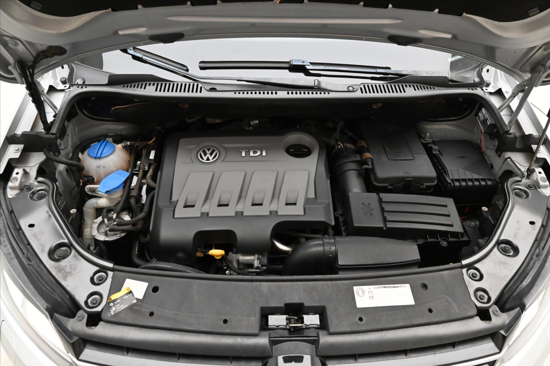 Hlavní fotografie vozu Volkswagen Touran 2,0 TDI 103 kW DSG Comfortline Záruka (9)