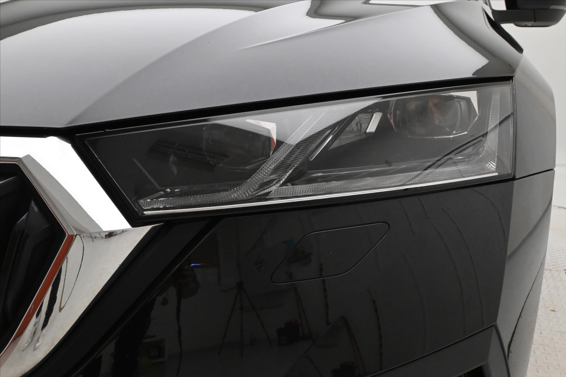 Hlavní fotografie vozu Škoda Octavia 2,0 TDI 110 kW DSG TAŽNÉ Záruka až 5 let (30)