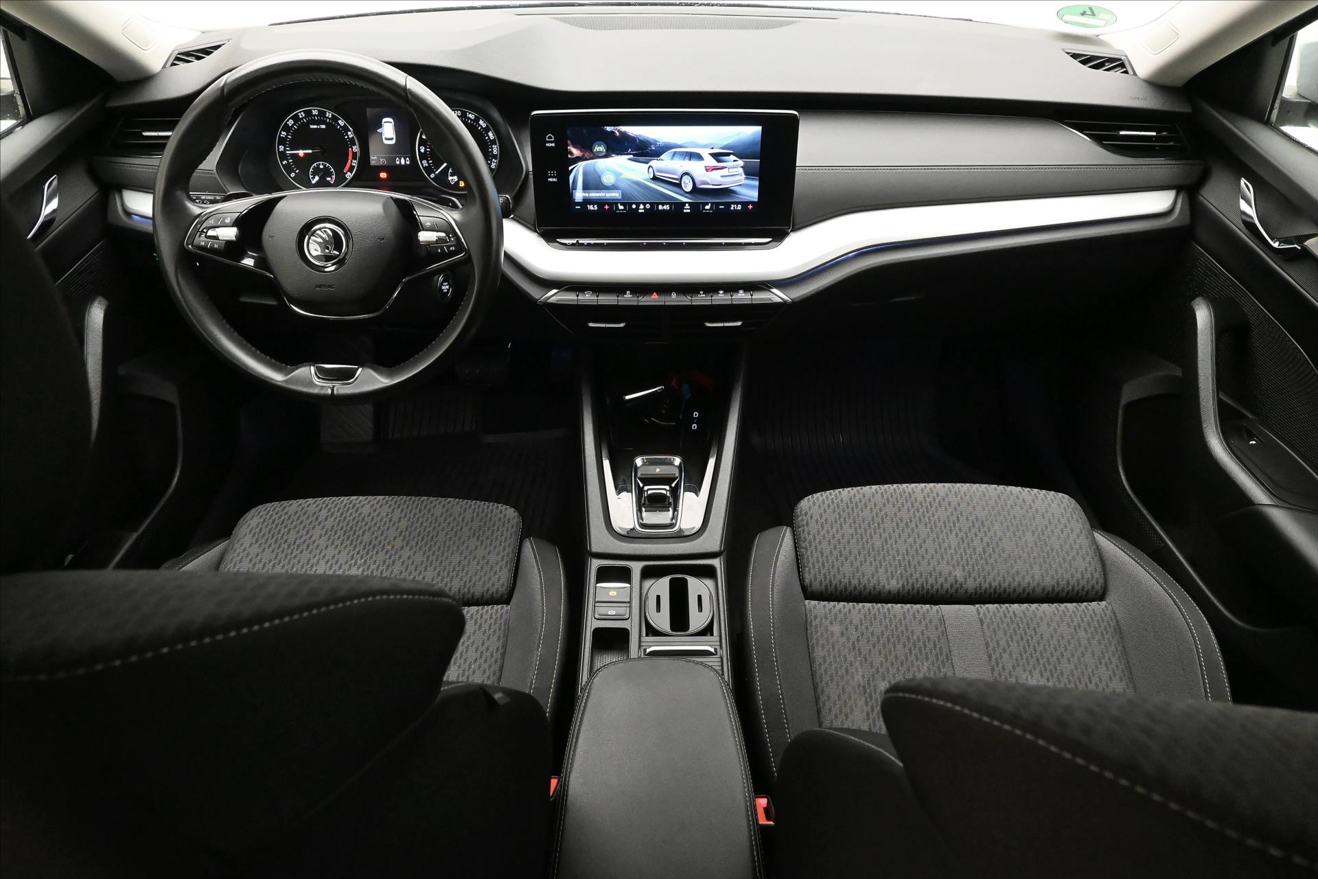 Hlavní fotografie vozu Škoda Octavia 2,0 TDI 110 kW DSG Clever Záruka až 5 let (15)