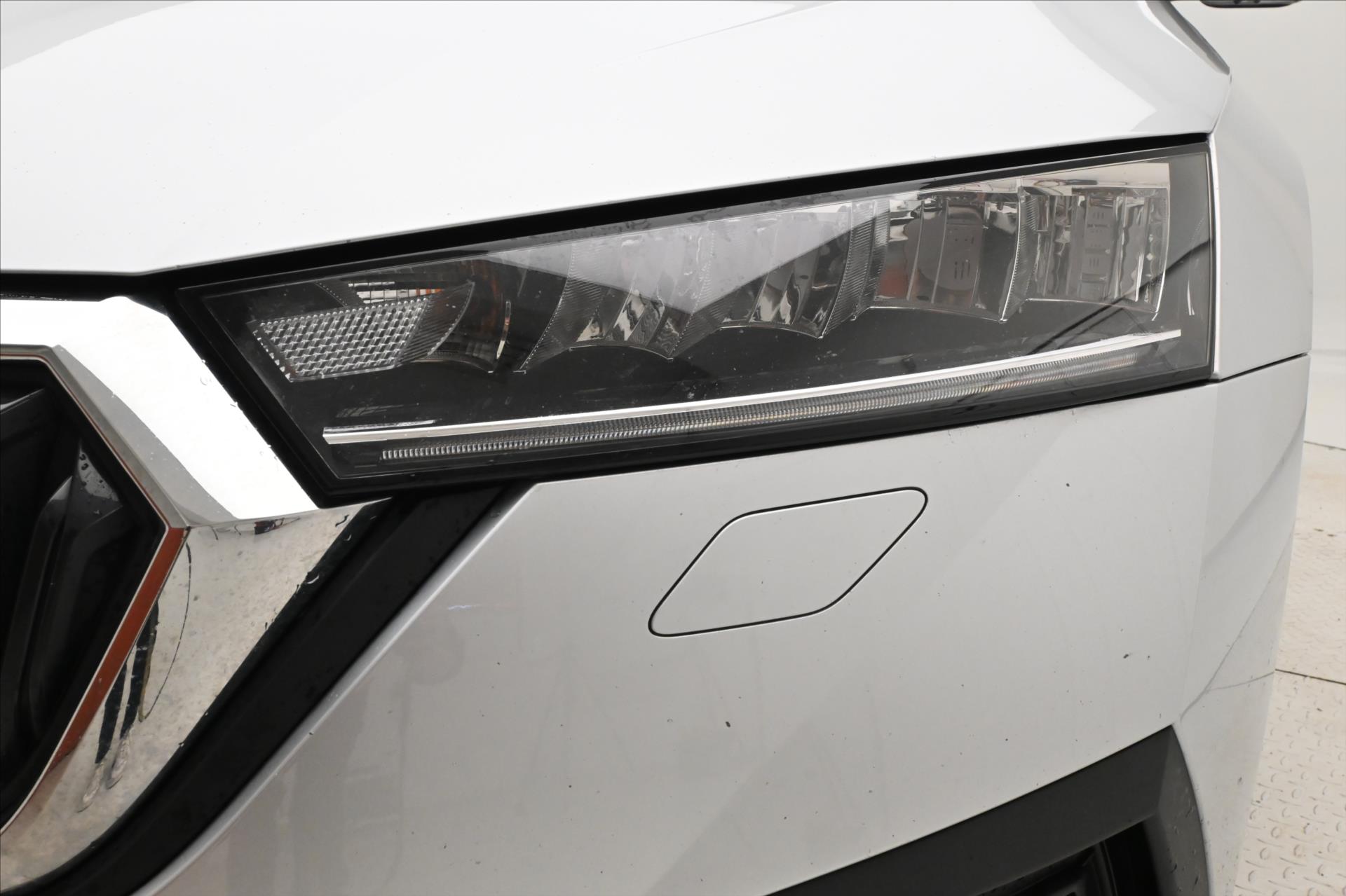 Hlavní fotografie vozu Škoda Octavia 2,0 TDI 110 kW DSG Clever Záruka až 5 let (28)
