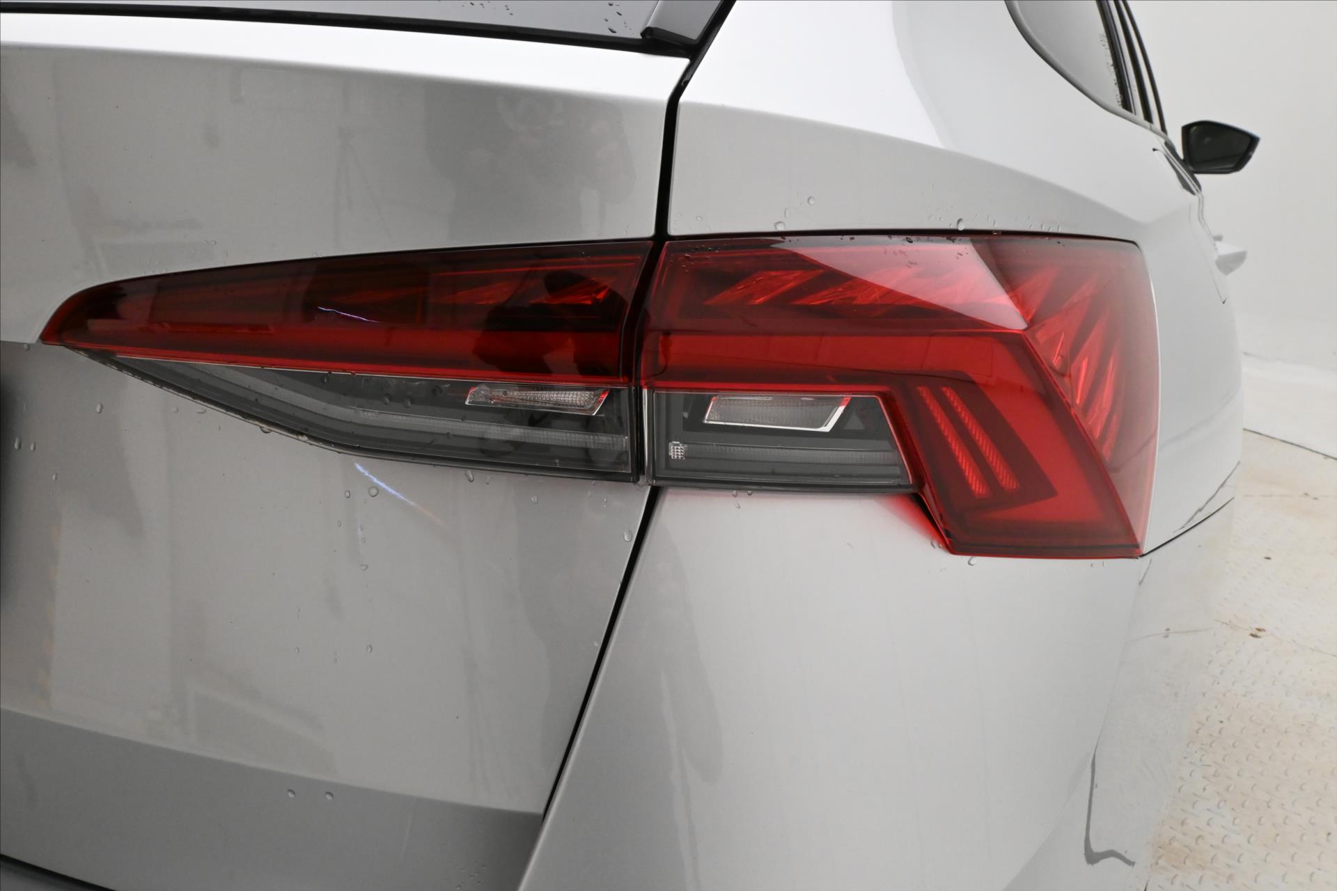 Hlavní fotografie vozu Škoda Octavia 2,0 TDI 110 kW DSG Clever Záruka až 5 let (29)