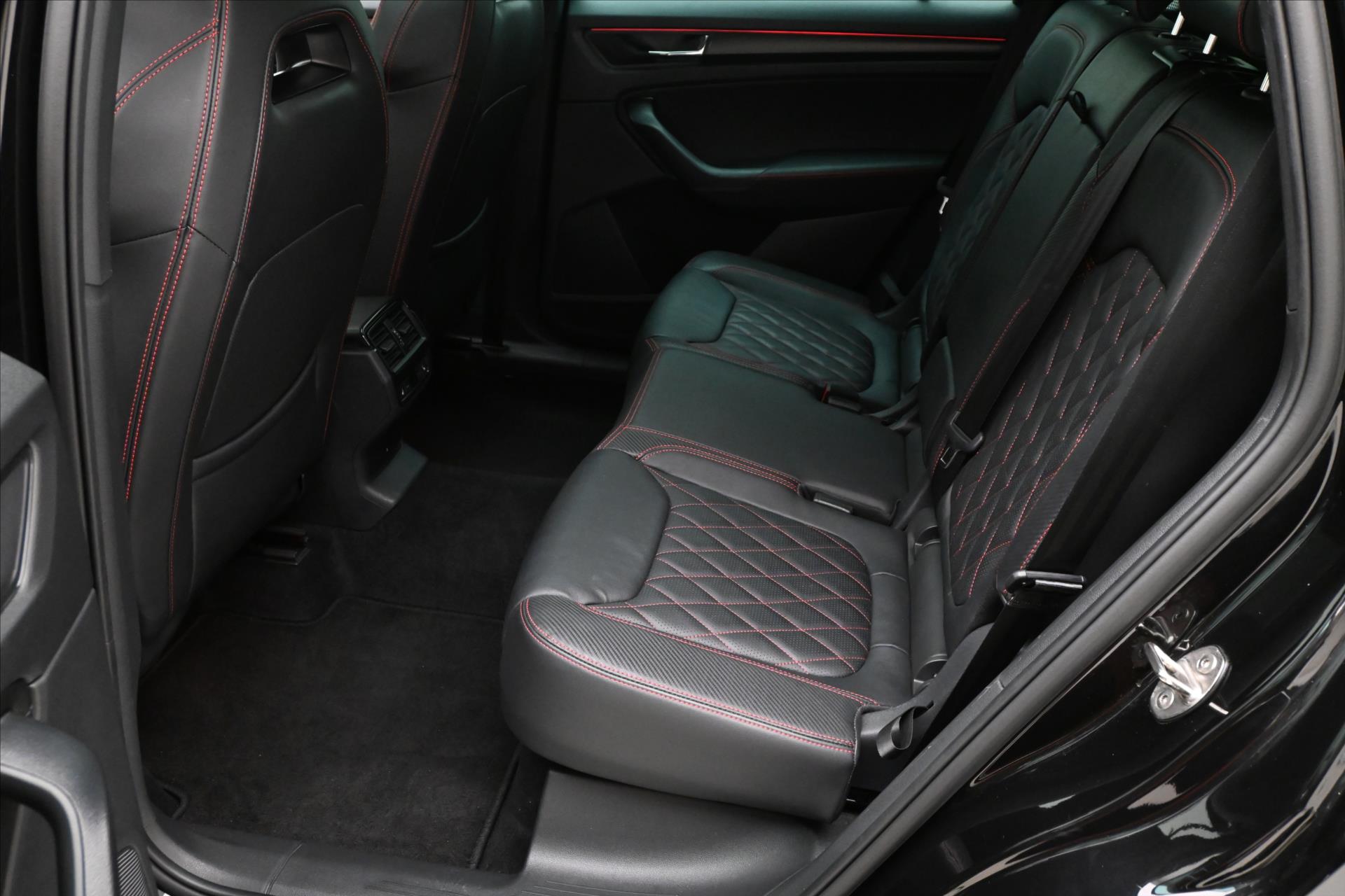 Hlavní fotografie vozu Škoda Kodiaq 2,0 TSI 180kW RS DSG 4x4 Záruka až 5 let (12)