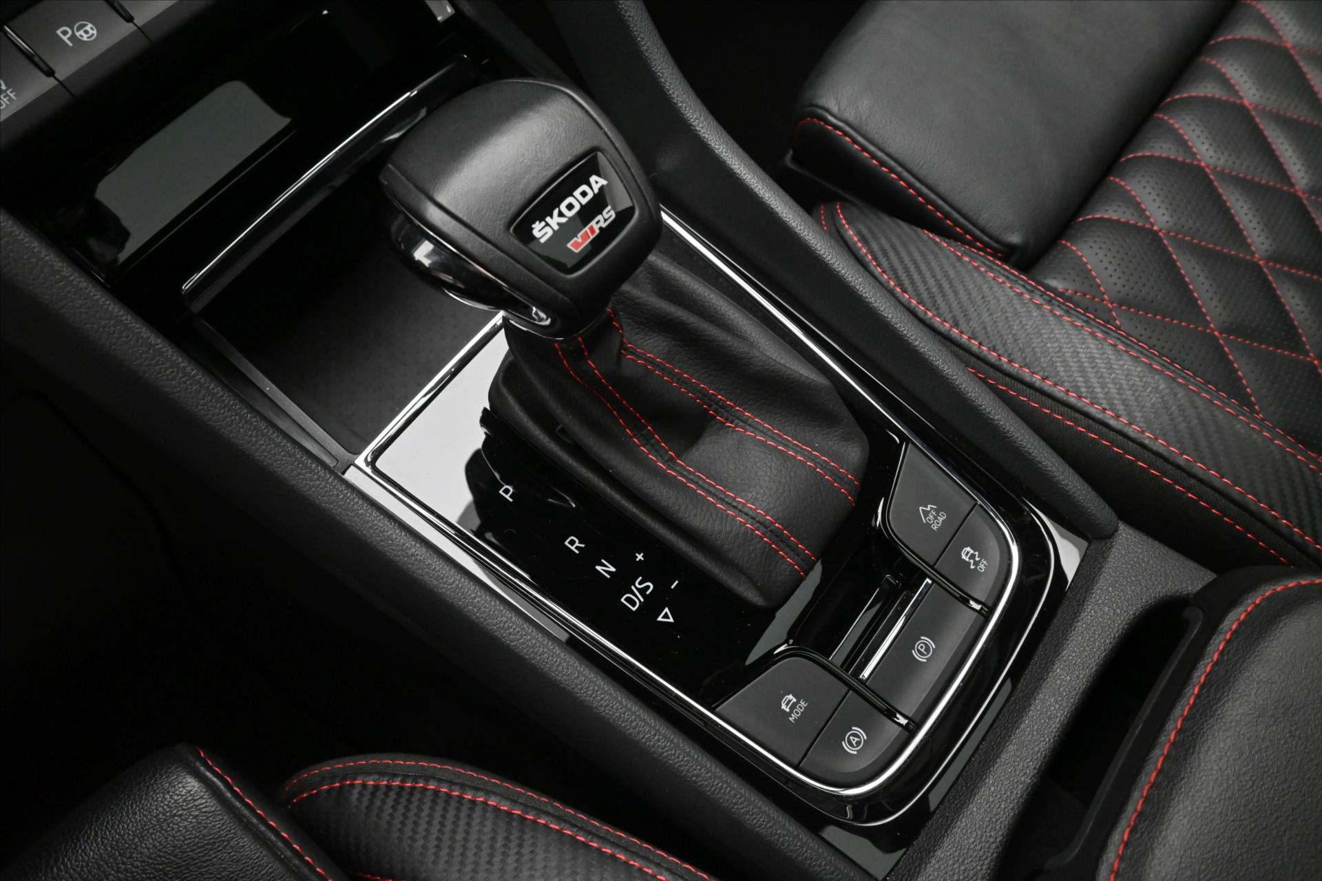 Hlavní fotografie vozu Škoda Kodiaq 2,0 TSI 180kW RS DSG 4x4 Záruka až 5 let (18)