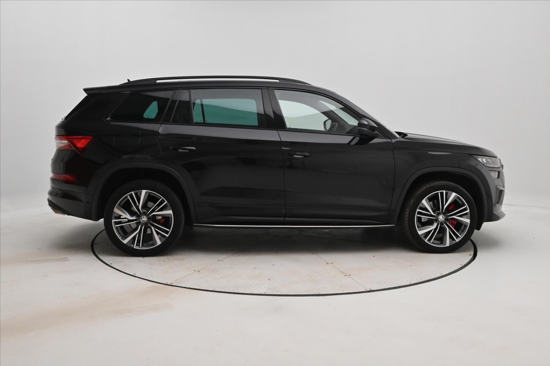 Hlavní fotografie vozu Škoda Kodiaq 2,0 TSI 180kW RS DSG 4x4 Záruka až 5 let (4)