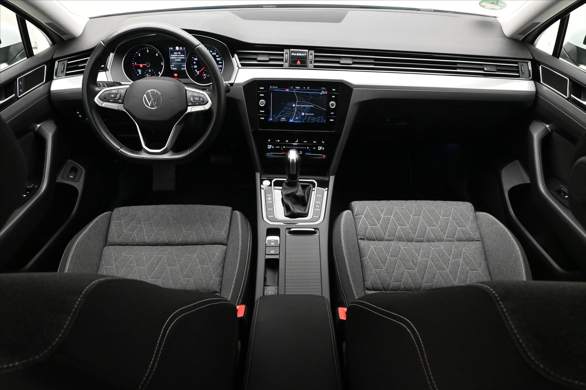 Main photo of the car Volkswagen Passat 2.0 TDI 110 kW DSG Business Warranty up to 5 years (15)