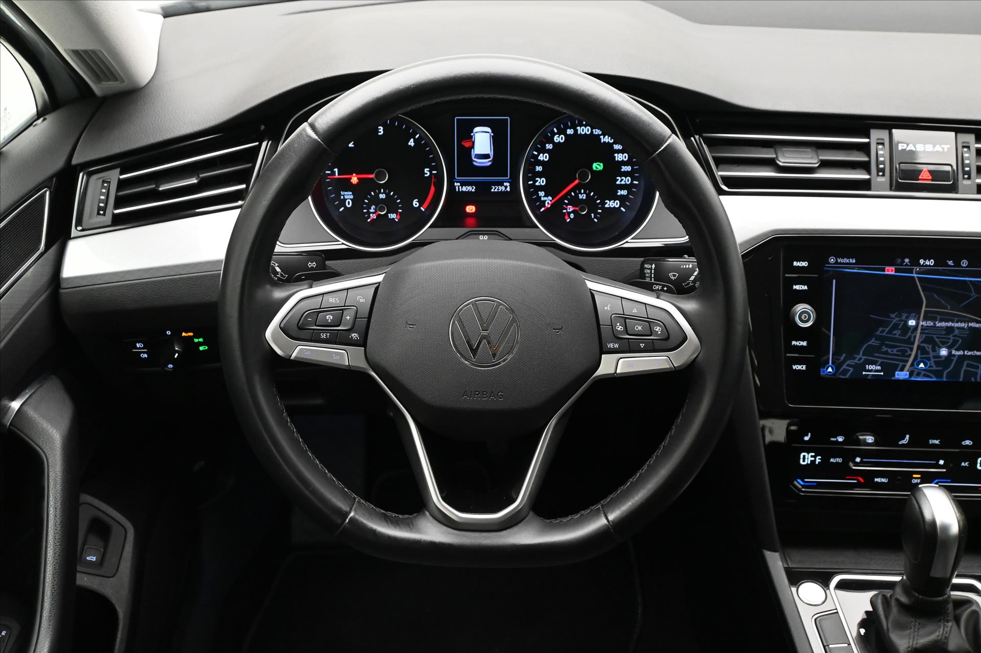 Main photo of the car Volkswagen Passat 2.0 TDI 110 kW DSG Business Warranty up to 5 years (18)