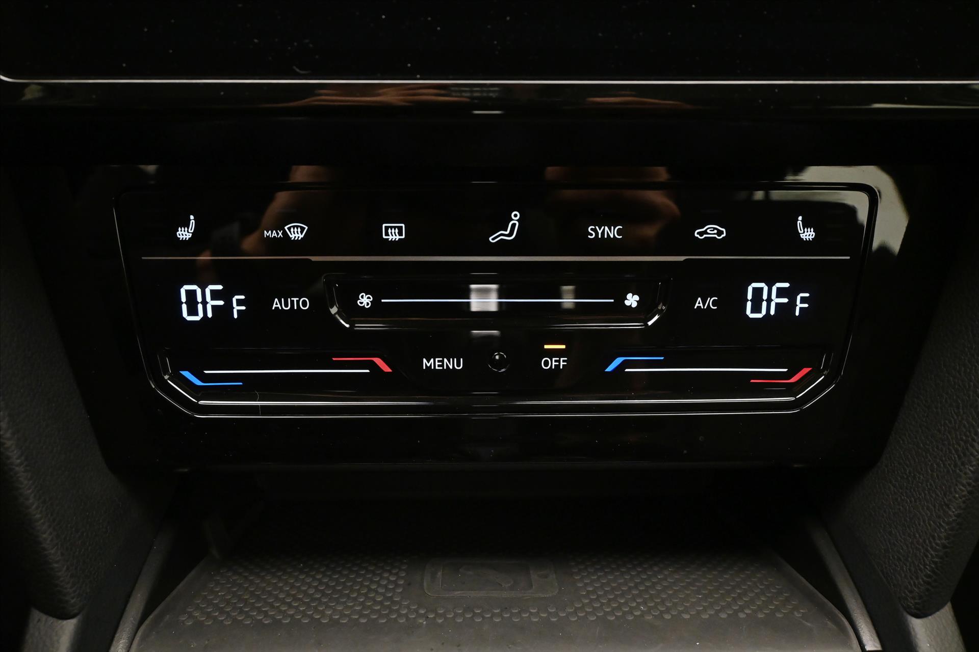 Main photo of the car Volkswagen Passat 2.0 TDI 110 kW DSG Business Warranty up to 5 years (21)