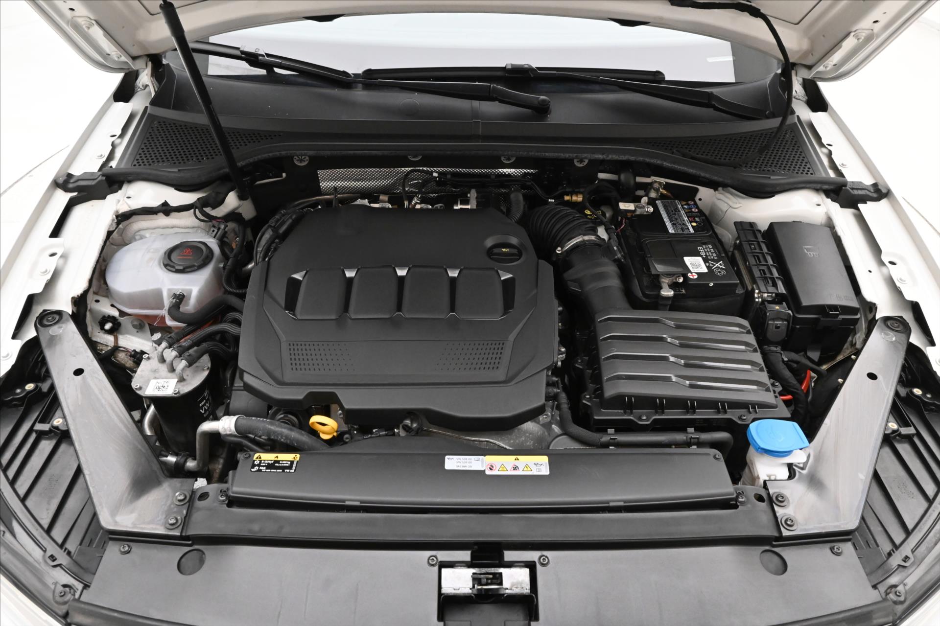 Main photo of the car Volkswagen Passat 2.0 TDI 110 kW DSG Business Warranty up to 5 years (9)