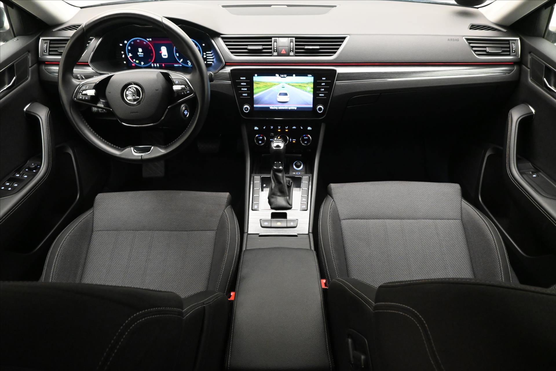 Hlavní fotografie vozu Škoda Superb 2,0 TDI 110 kW DSG Style Záruka až 5 let (15)