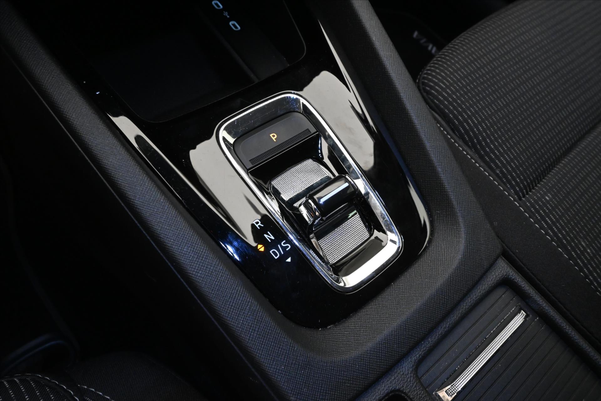 Hlavní fotografie vozu Škoda Octavia 2,0 TDI 110kW DSG Ambition Záruka až 5 let (19)
