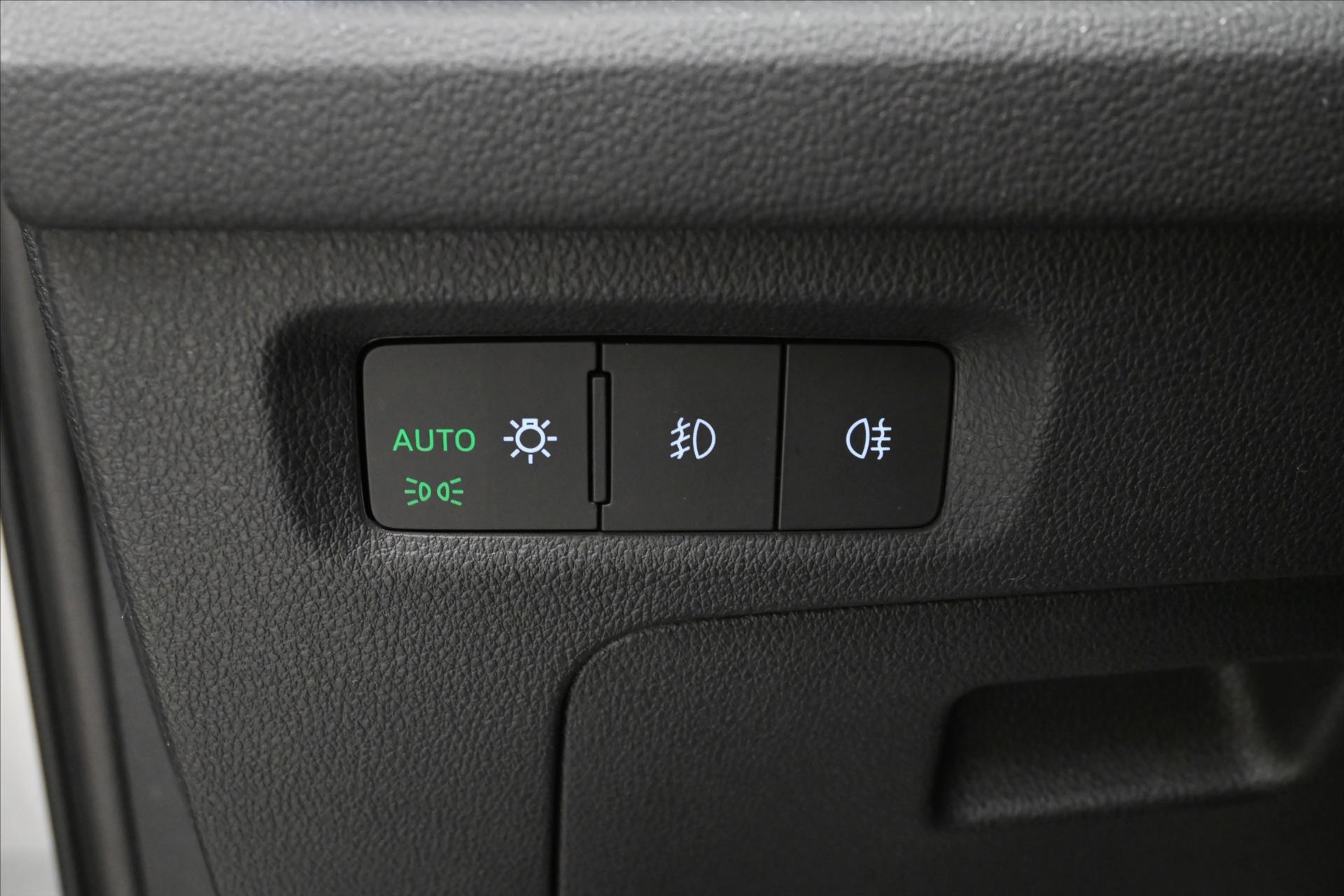 Hlavní fotografie vozu Škoda Octavia 2,0 TDI 110kW DSG Ambition Záruka až 5 let (21)